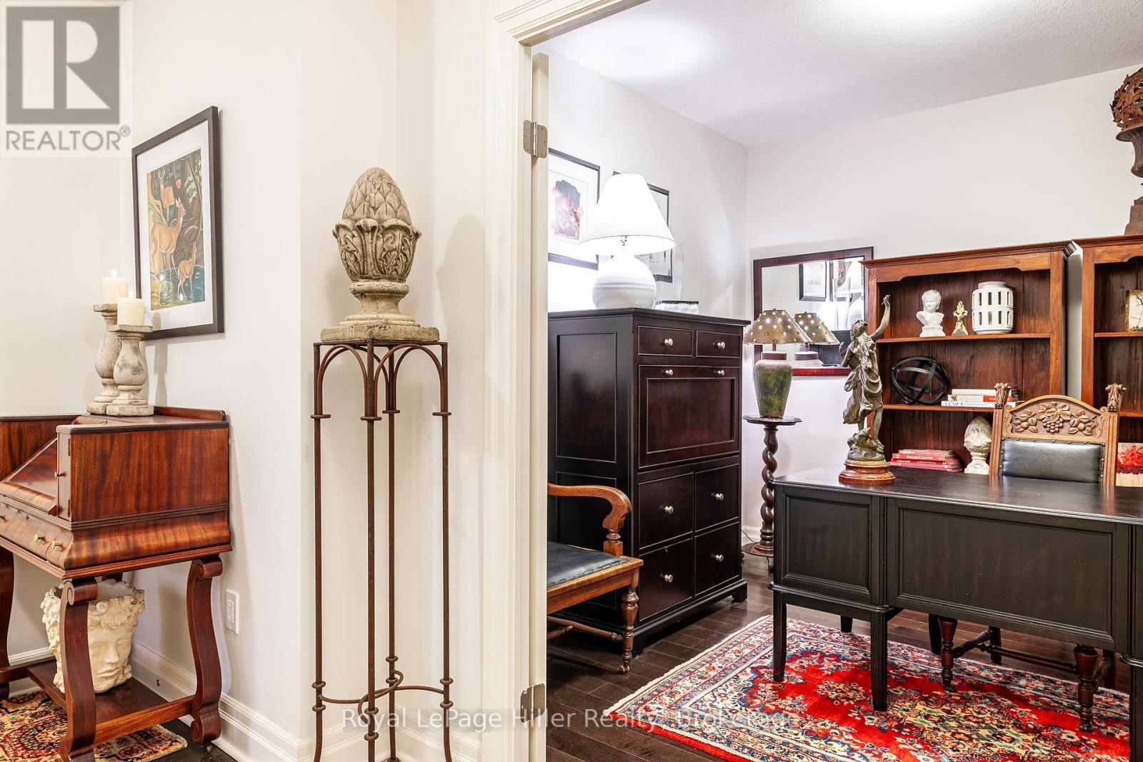 












111 - 255 JOHN STREET

,
Stratford,




Ontario
N5A0G7

