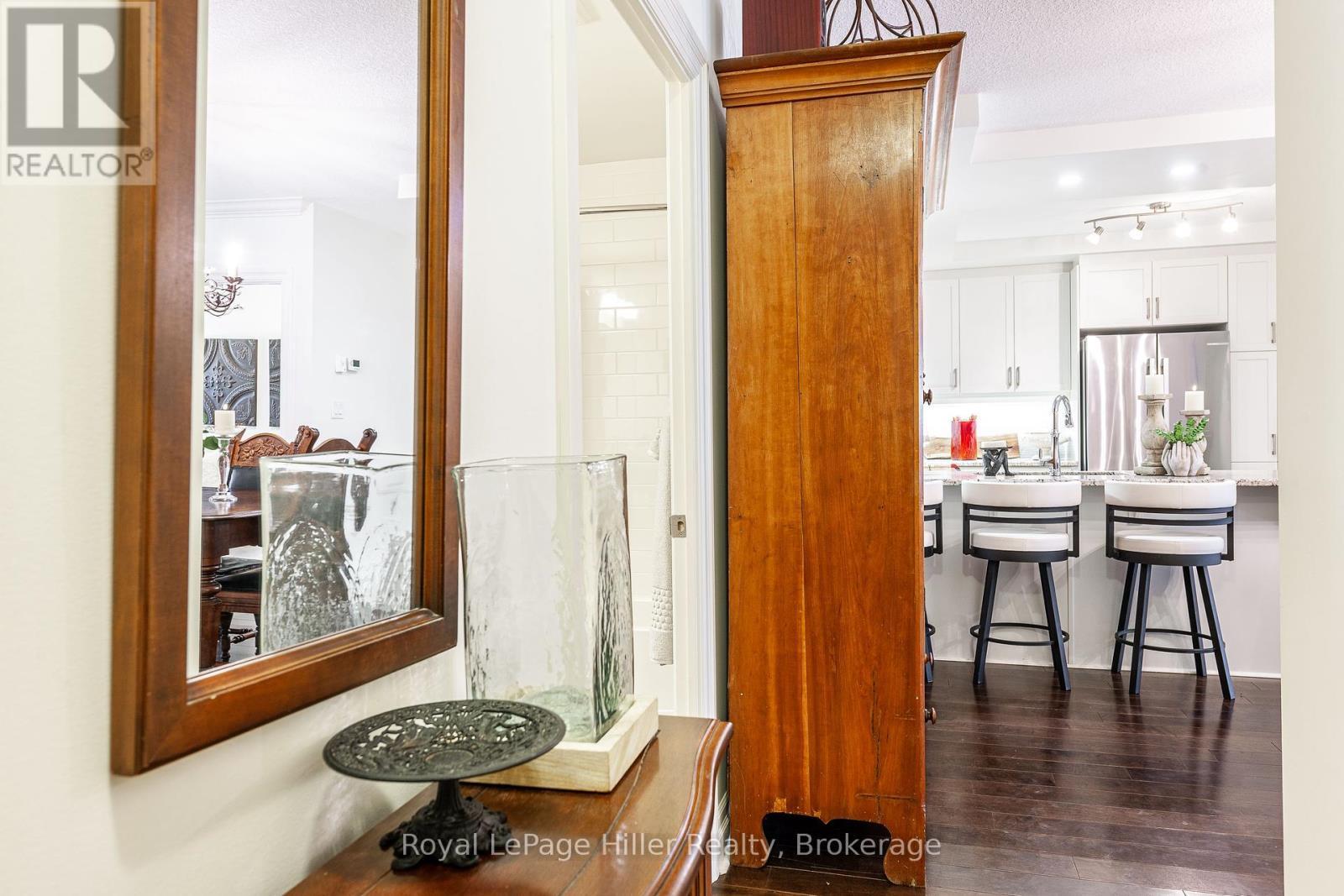 












111 - 255 JOHN STREET

,
Stratford,




Ontario
N5A0G7

