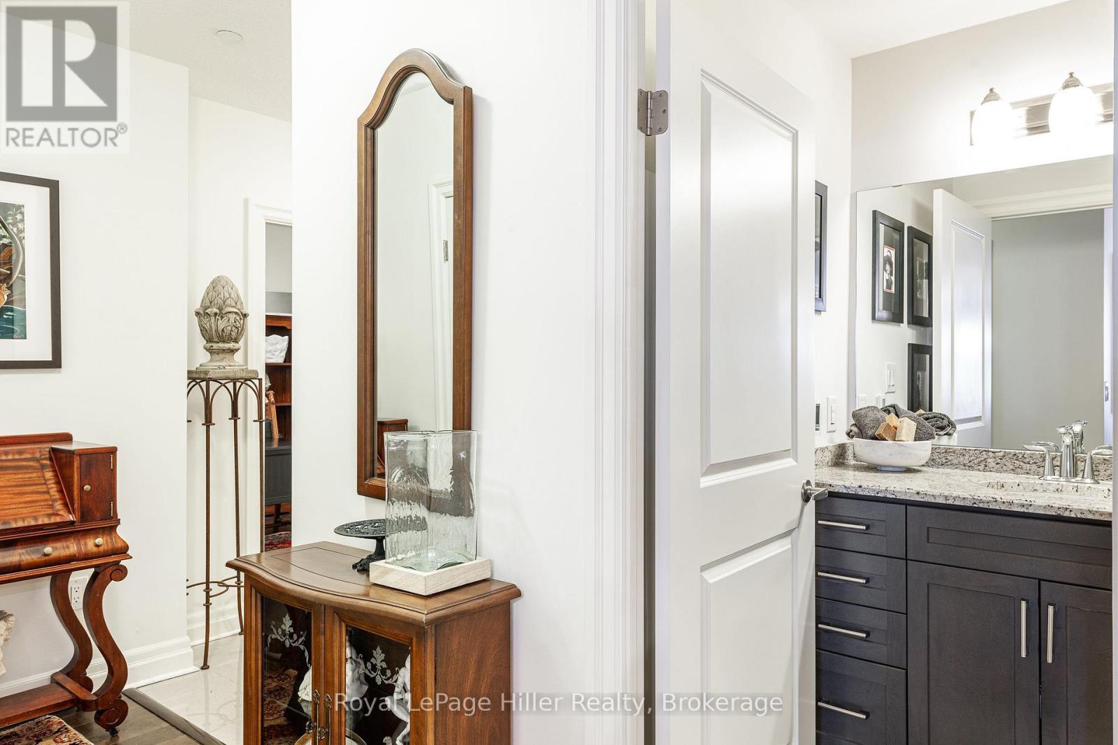 












111 - 255 JOHN STREET

,
Stratford,




Ontario
N5A0G7

