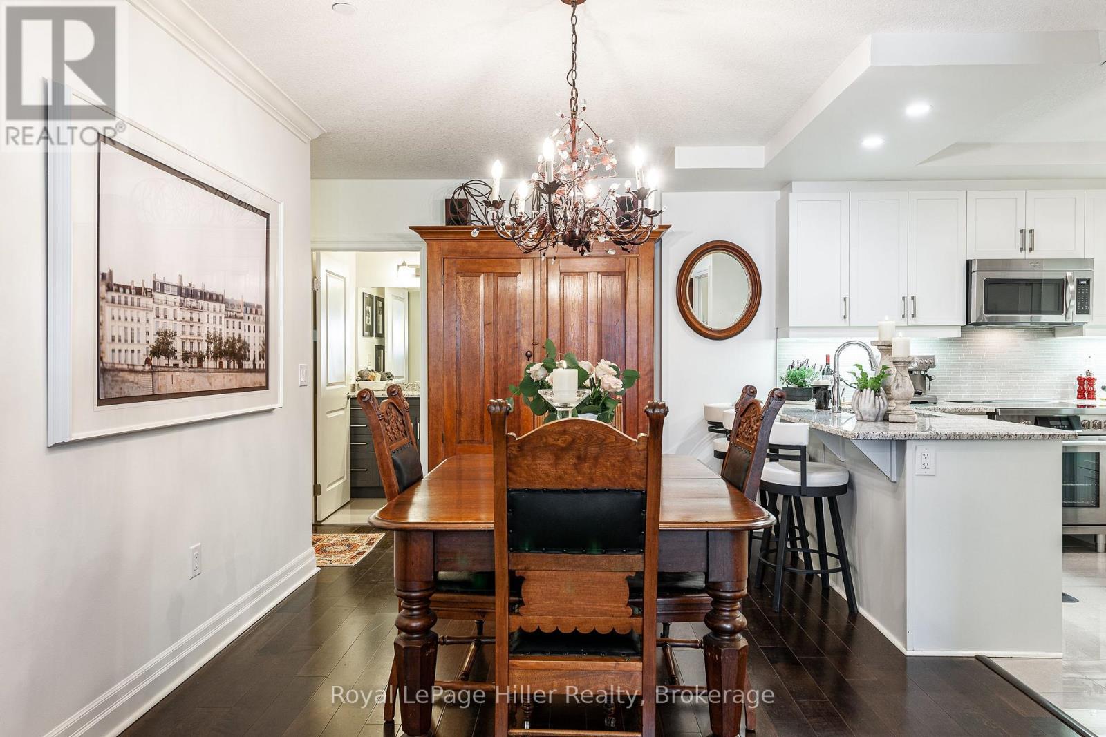 












111 - 255 JOHN STREET

,
Stratford,




Ontario
N5A0G7

