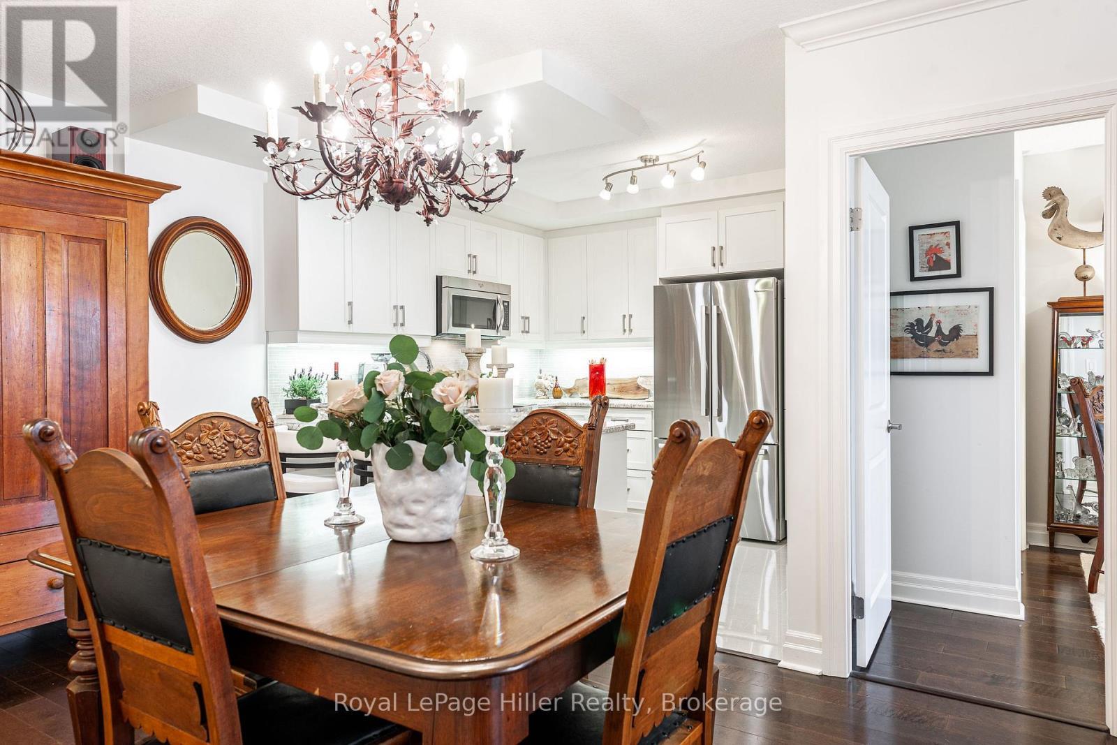 












111 - 255 JOHN STREET

,
Stratford,




Ontario
N5A0G7

