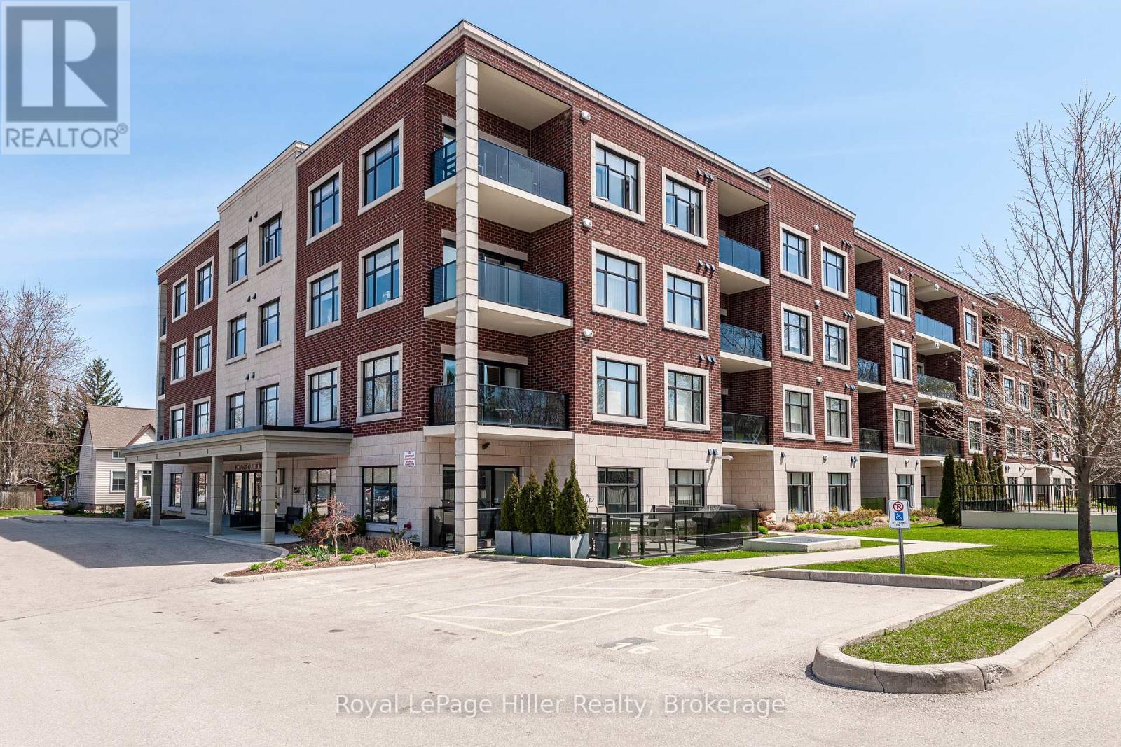 












111 - 255 JOHN STREET

,
Stratford,




Ontario
N5A0G7

