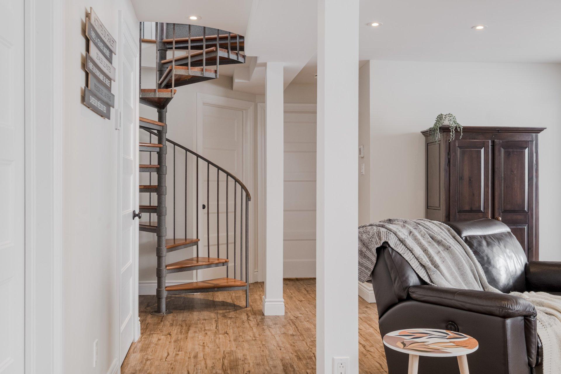 









4455


Rue Gatineau

,
Sherbrooke (Brompton/Rock Forest/Saint-Élie/Deauville),




QC
J1N3B4

