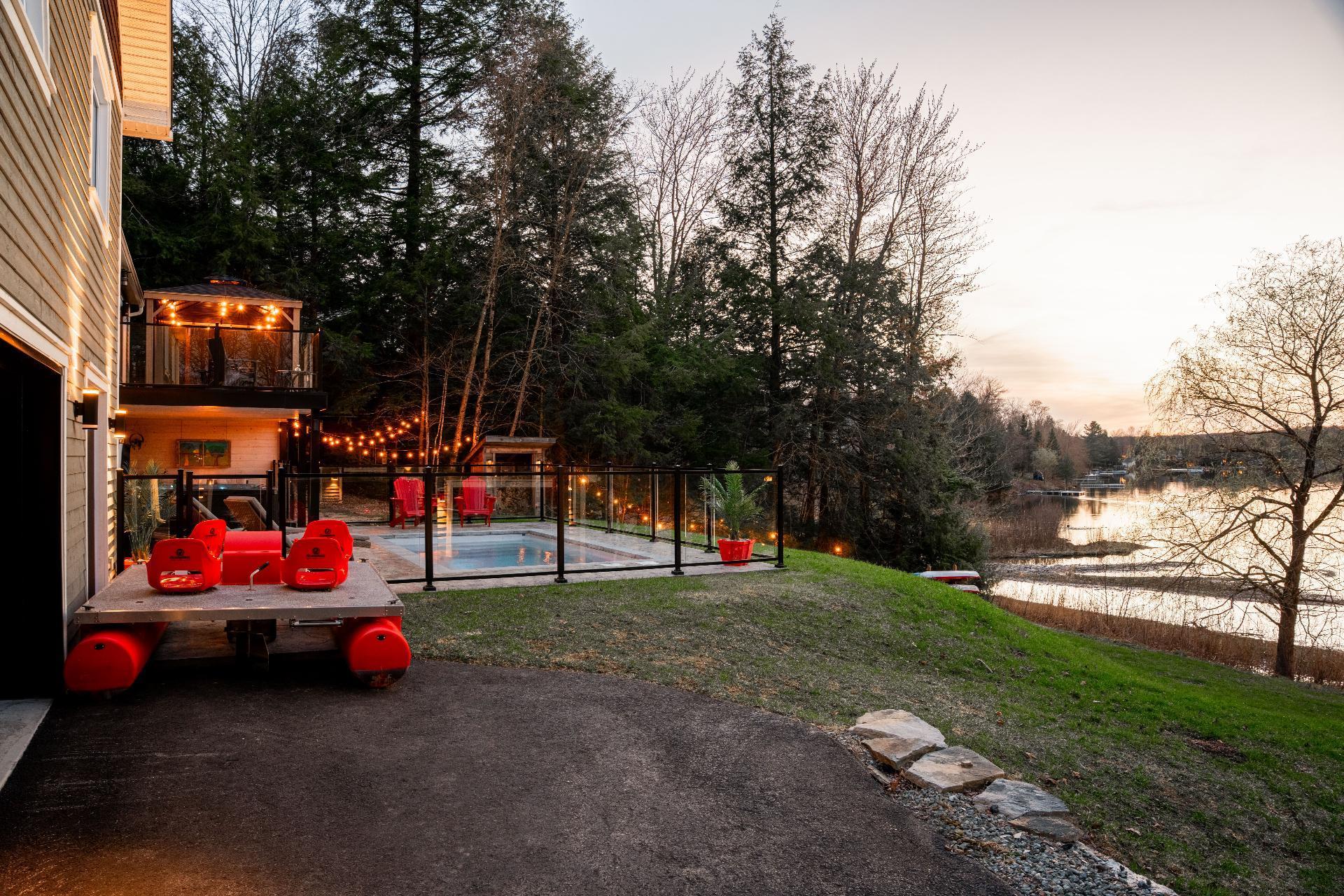 









4455


Rue Gatineau

,
Sherbrooke (Brompton/Rock Forest/Saint-Élie/Deauville),




QC
J1N3B4

