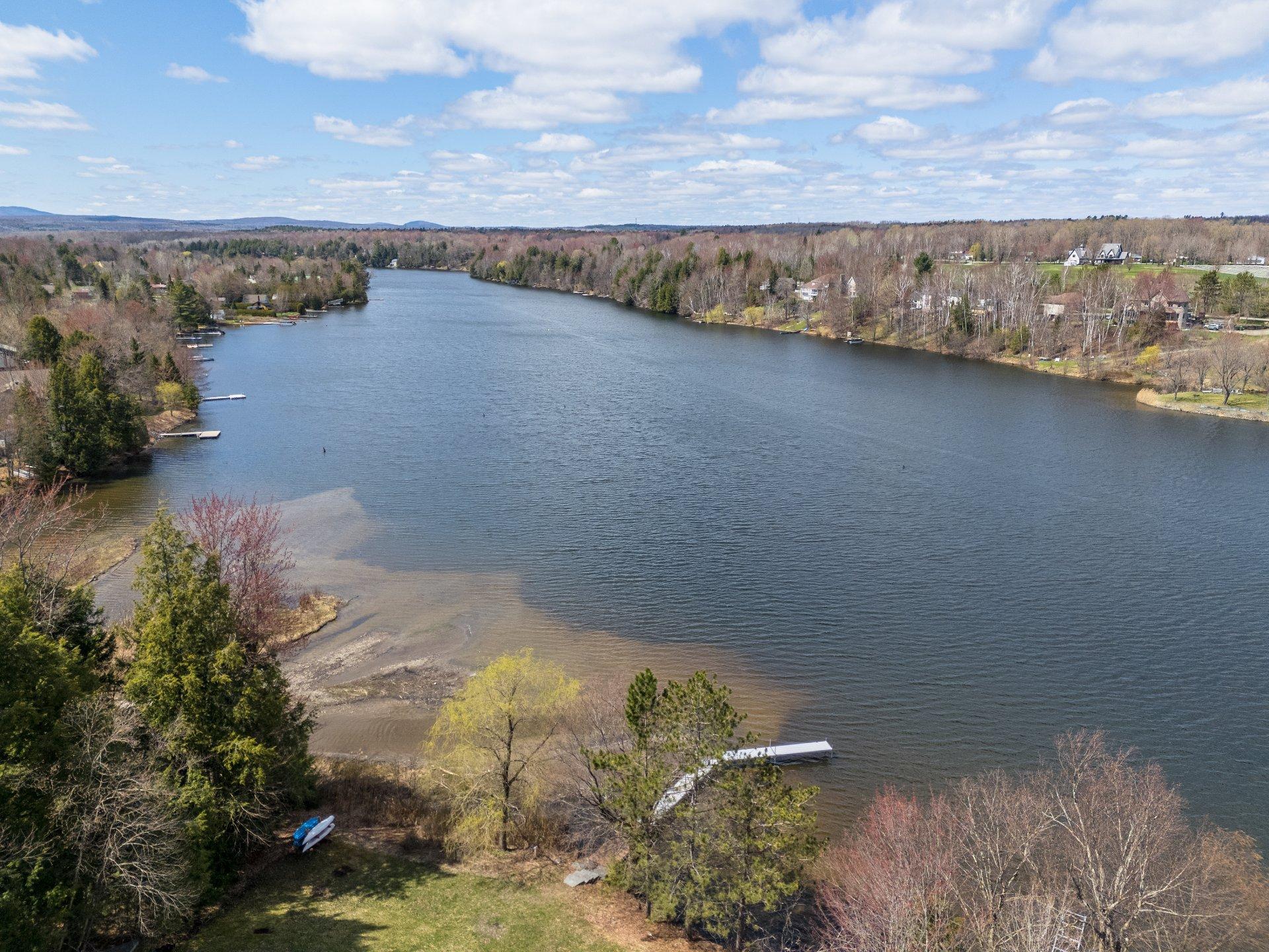 









4455


Rue Gatineau

,
Sherbrooke (Brompton/Rock Forest/Saint-Élie/Deauville),




QC
J1N3B4

