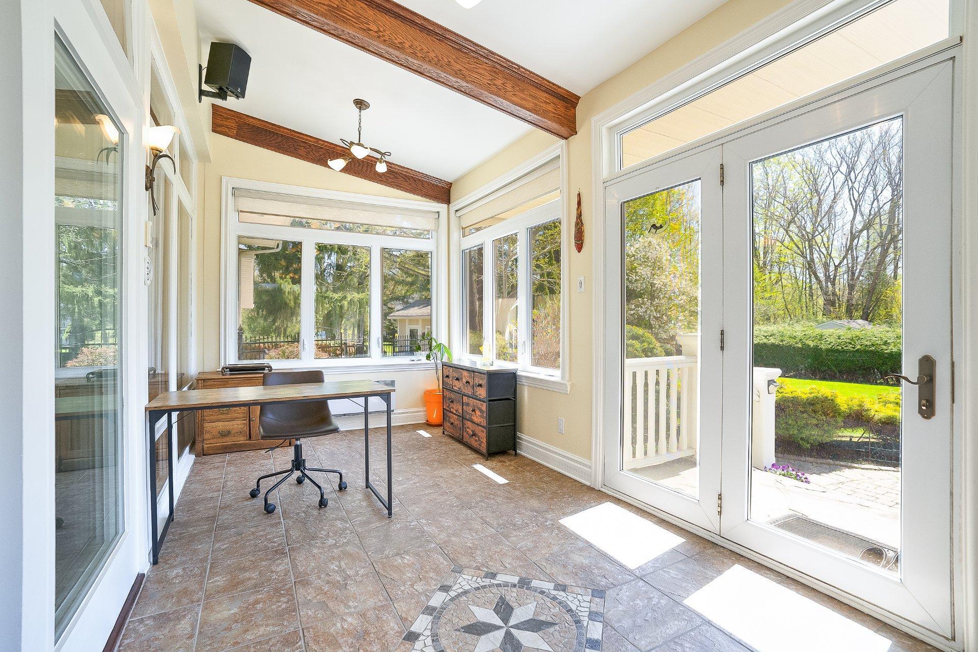 









36


Ch. North Ridge

,
Montréal (L'Île-Bizard/Sainte-Geneviève),




QC
H9E1A9

