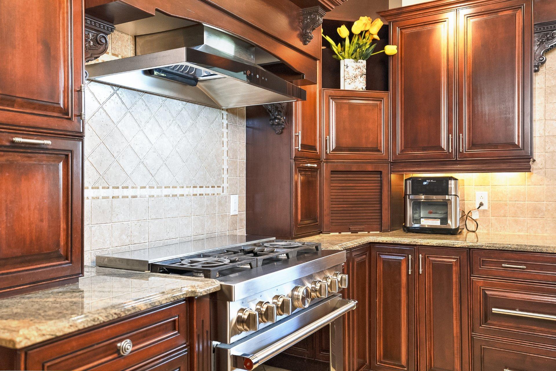 









36


Ch. North Ridge

,
Montréal (L'Île-Bizard/Sainte-Geneviève),




QC
H9E1A9

