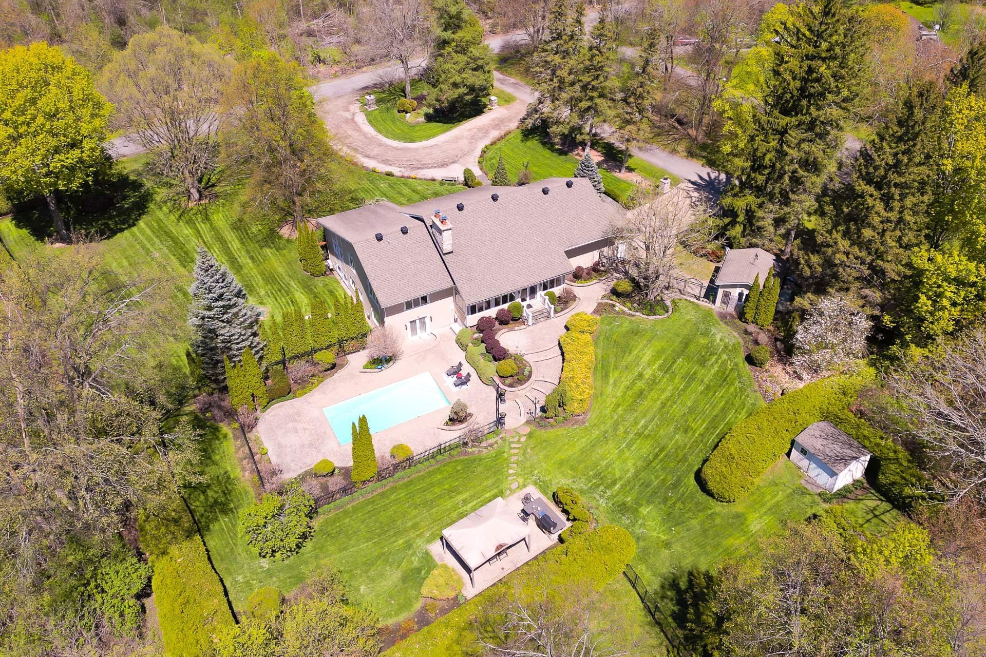 









36


Ch. North Ridge

,
Montréal (L'Île-Bizard/Sainte-Geneviève),




QC
H9E1A9

