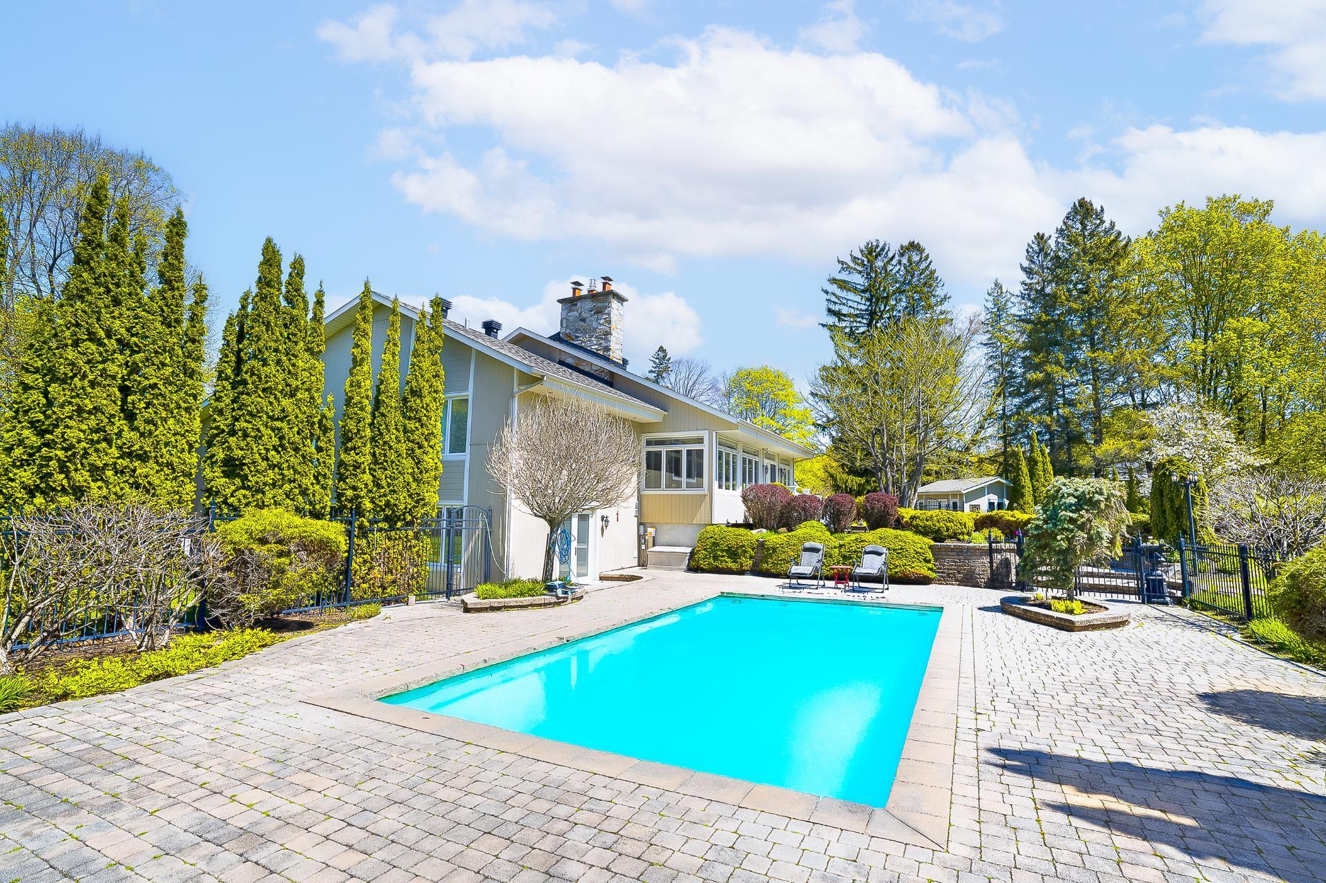 









36


Ch. North Ridge

,
Montréal (L'Île-Bizard/Sainte-Geneviève),




QC
H9E1A9

