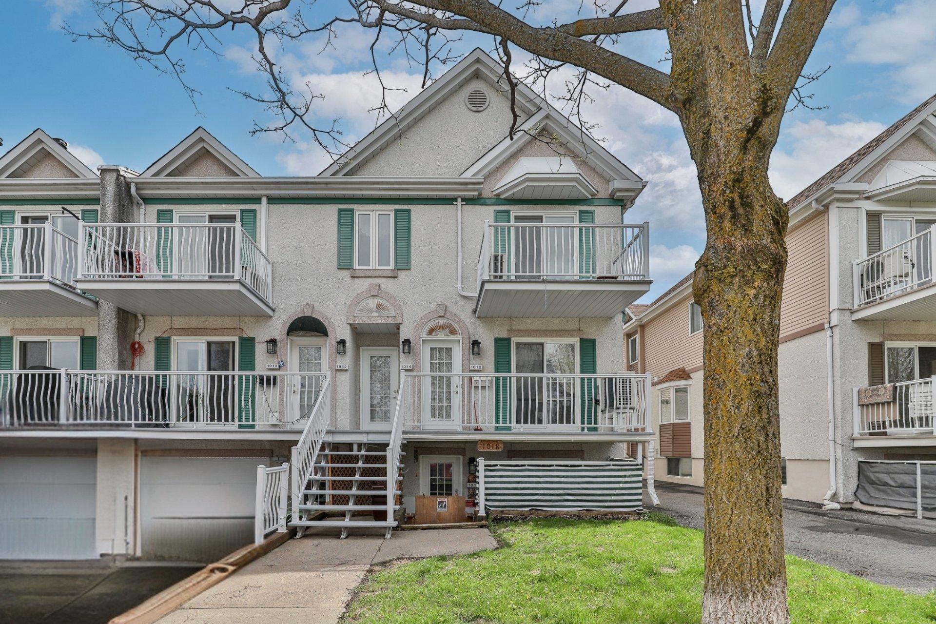 









1014


Rue de la Famille-Dubreuil

,
Montréal (Rivière-des-Prairies/Pointe-aux-Trembles),




QC
H1A5P1

