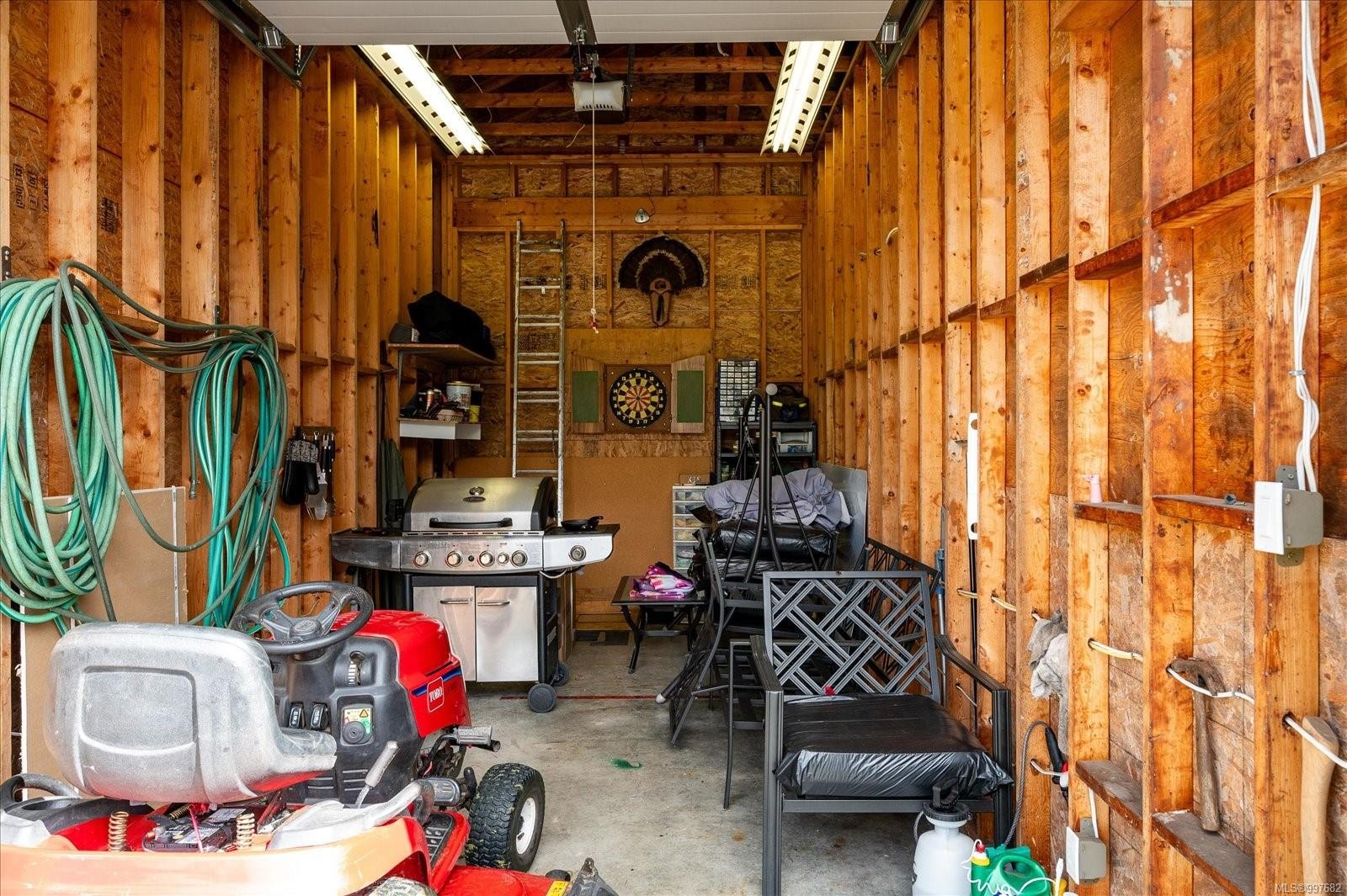 









460


Nanaimo River

Rd,
Nanaimo,




BC
V9X 1E2

