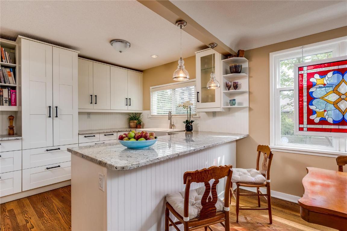 









1927


Knox

Crescent,
Kelowna,




BC
V1Y 1K9

