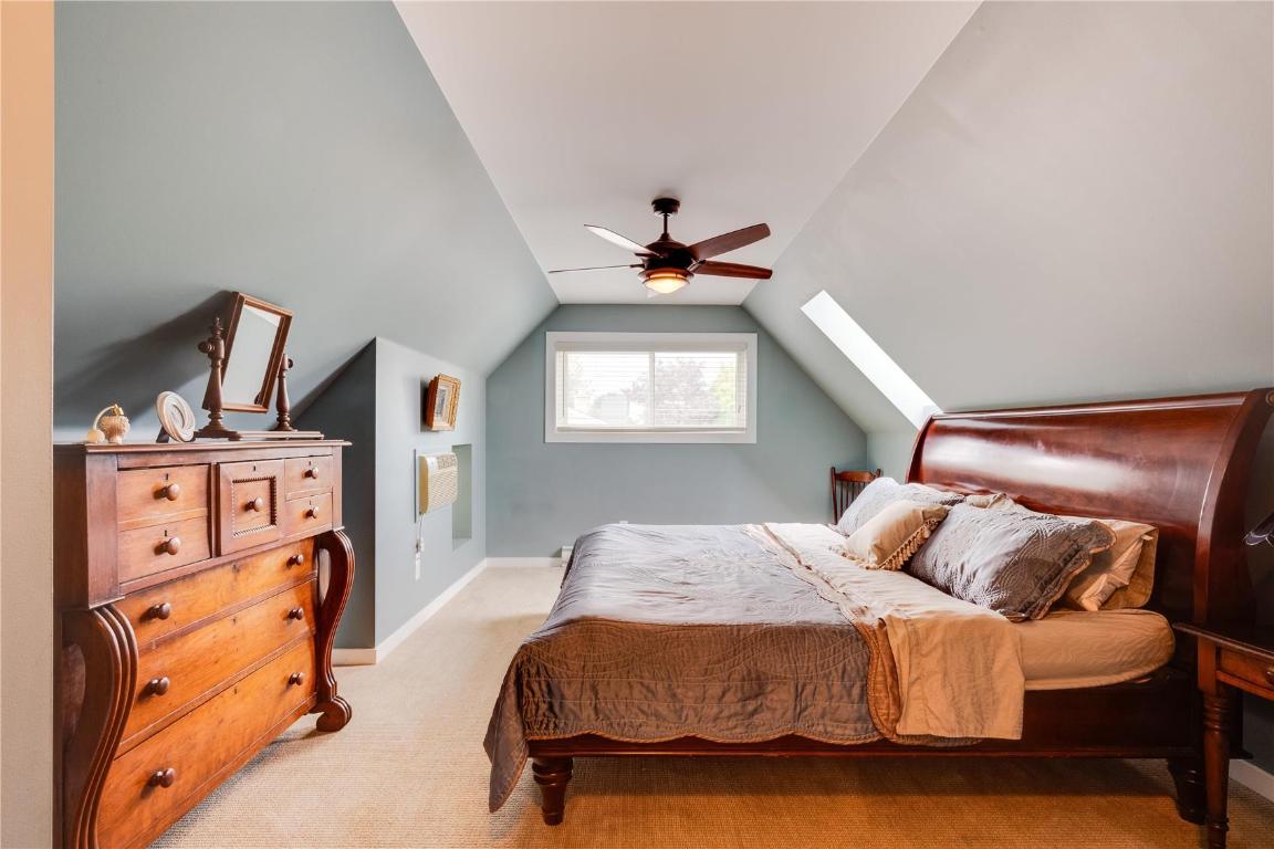 









1927


Knox

Crescent,
Kelowna,




BC
V1Y 1K9

