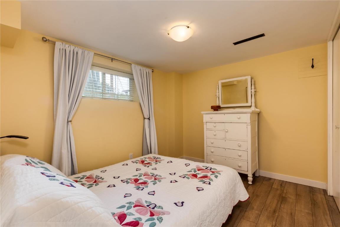









1927


Knox

Crescent,
Kelowna,




BC
V1Y 1K9

