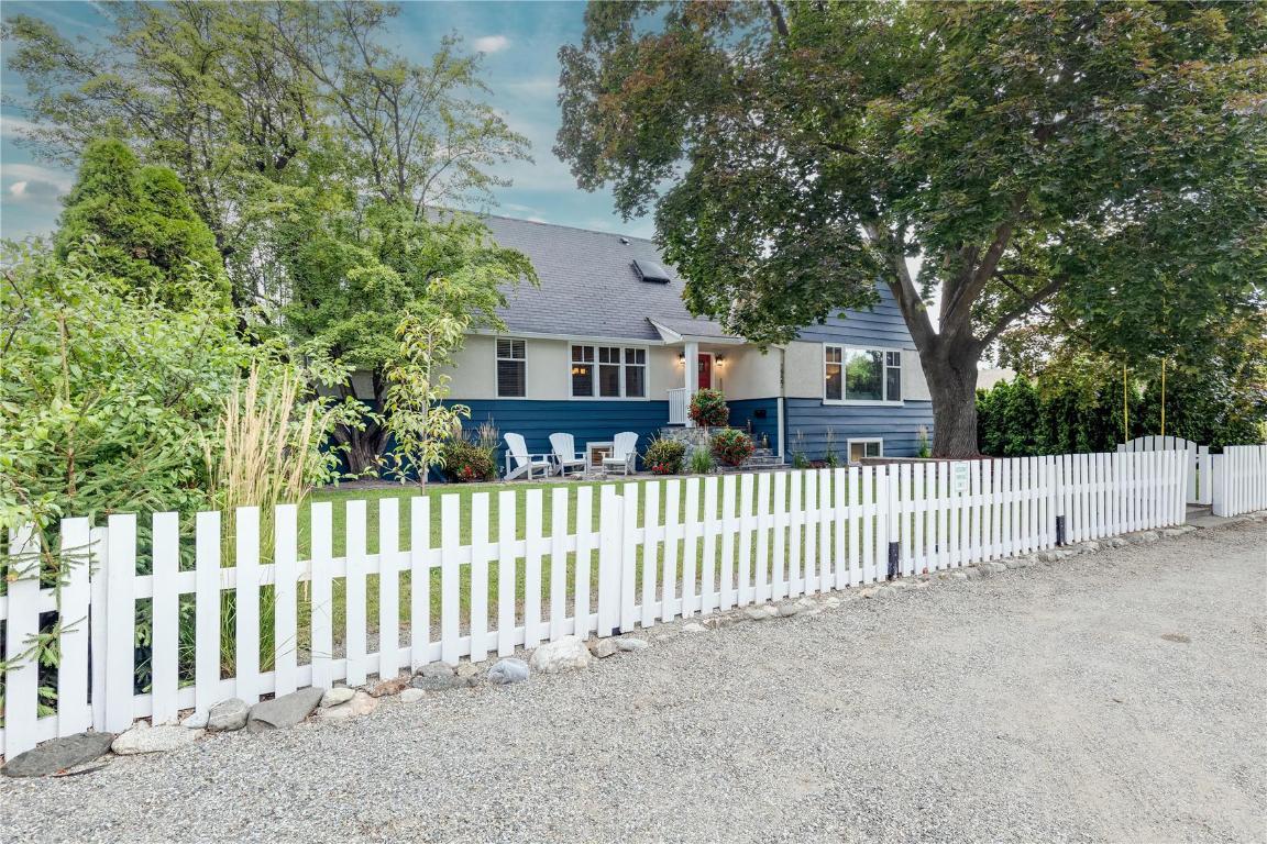 









1927


Knox

Crescent,
Kelowna,




BC
V1Y 1K9

