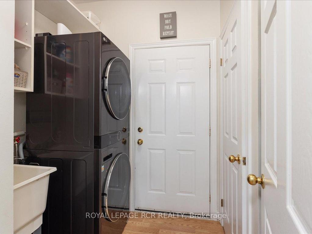 









95


Twentyplace

Boulevard, 3,
Hamilton,




ON
L0R 1W0

