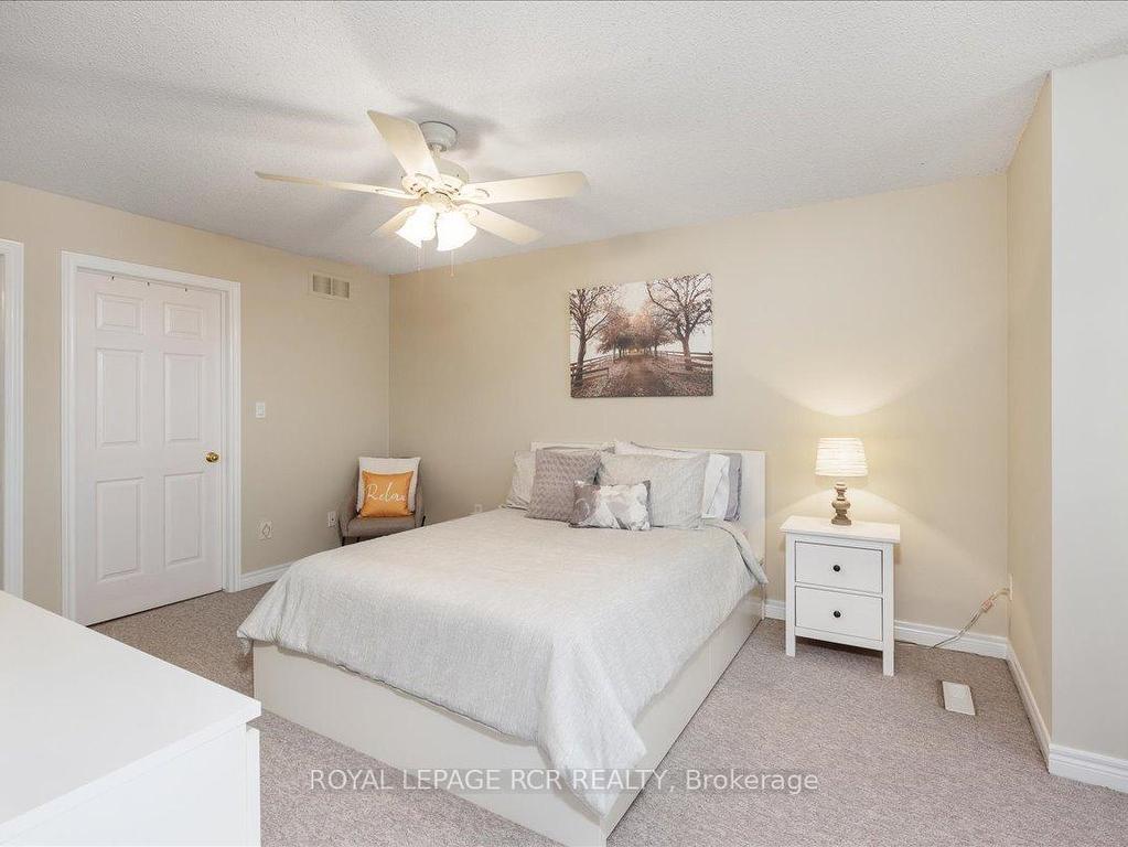 









95


Twentyplace

Boulevard, 3,
Hamilton,




ON
L0R 1W0

