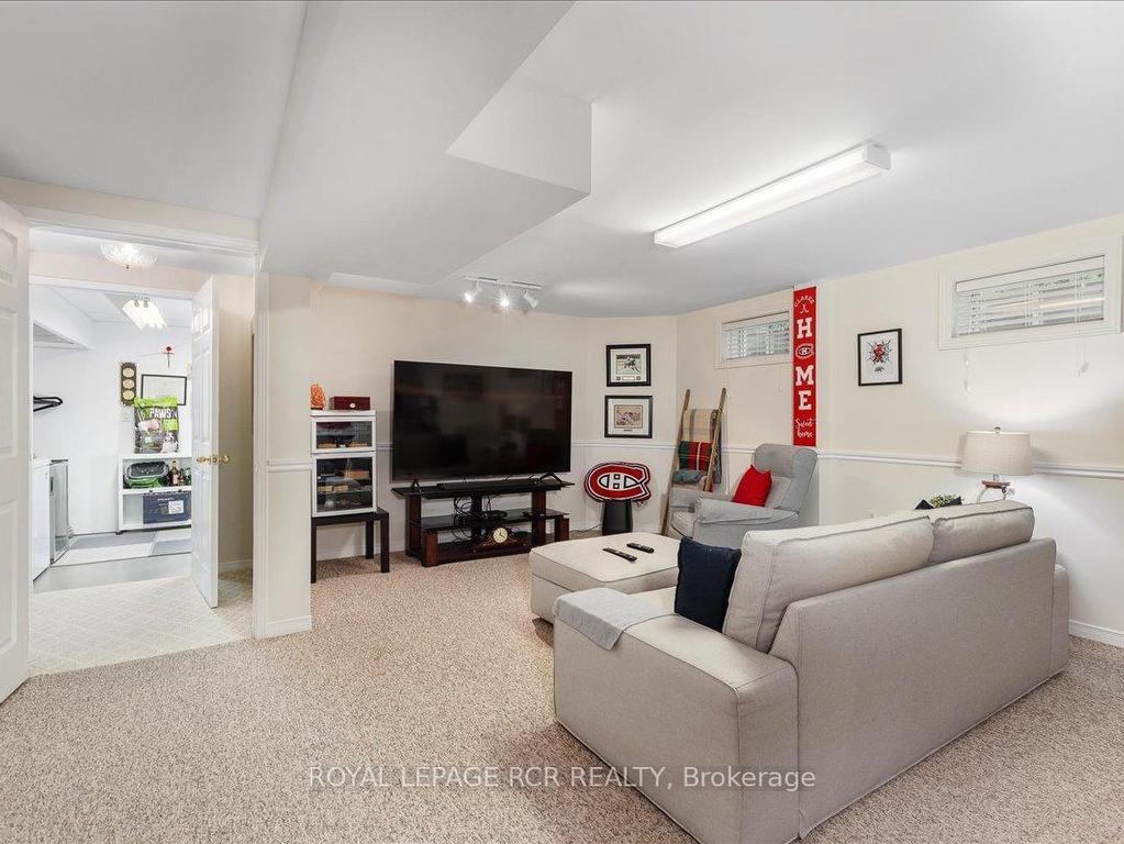 









95


Twentyplace

Boulevard, 3,
Hamilton,




ON
L0R 1W0

