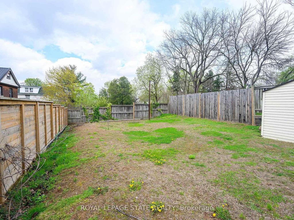 









129


Dundurn

Street North,
Hamilton,




ON
L8R 3E7

