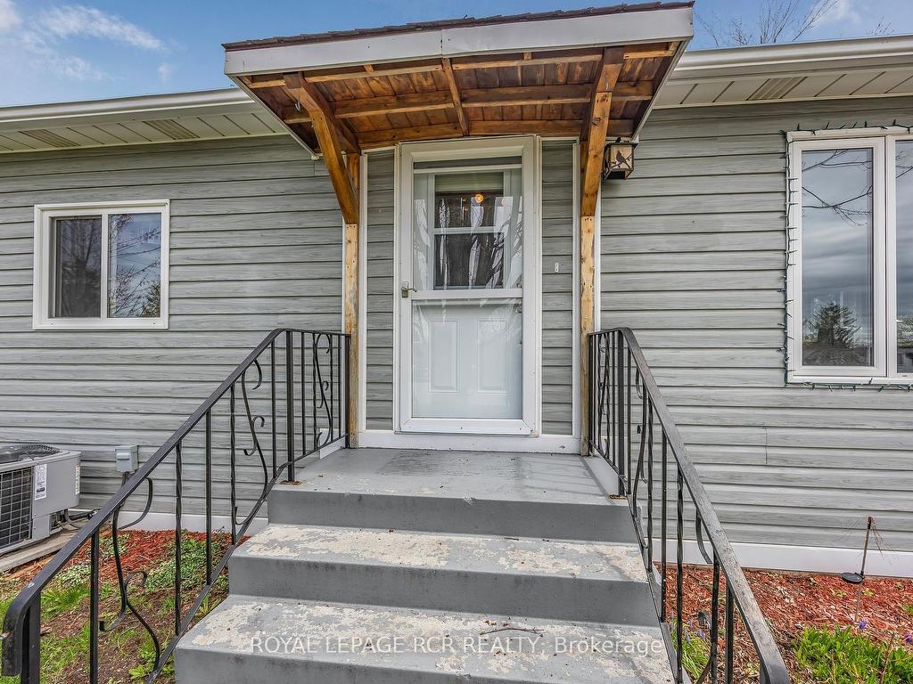 









15


Balantrae

Drive,
Oro-Medonte,




ON
L3V 0P9

