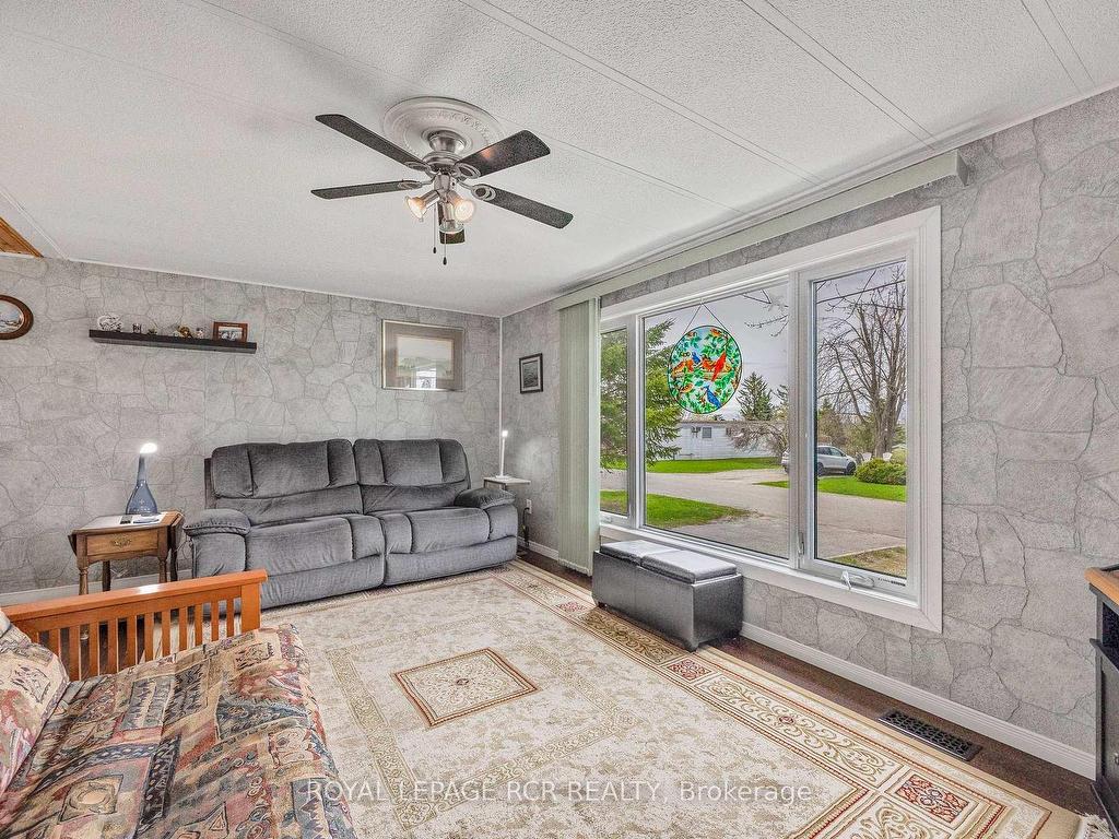 









15


Balantrae

Drive,
Oro-Medonte,




ON
L3V 0P9

