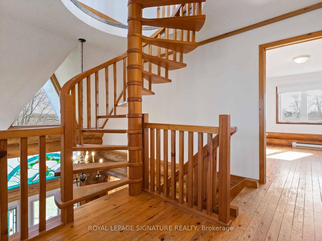 









3741


Lakeshore

Road East,
Clarington,




ON
L1B 1L9

