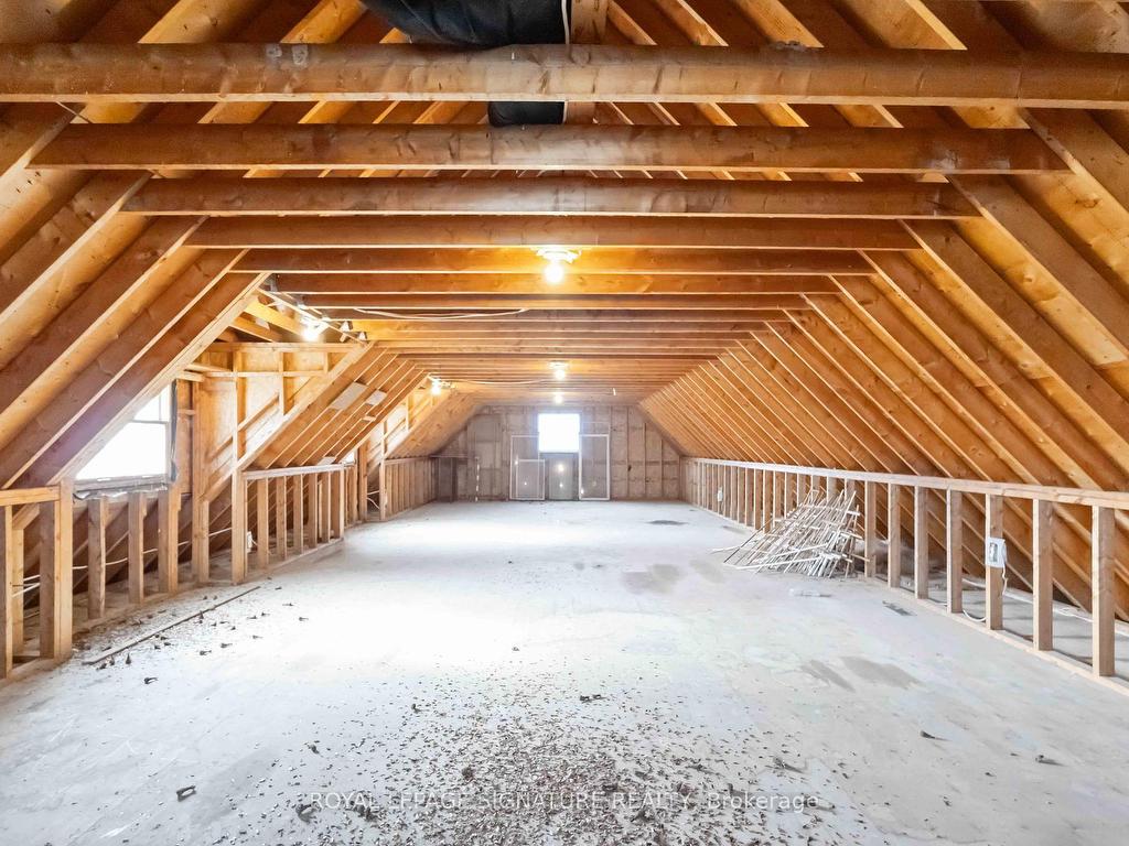 









3741


Lakeshore

Road East,
Clarington,




ON
L1B 1L9

