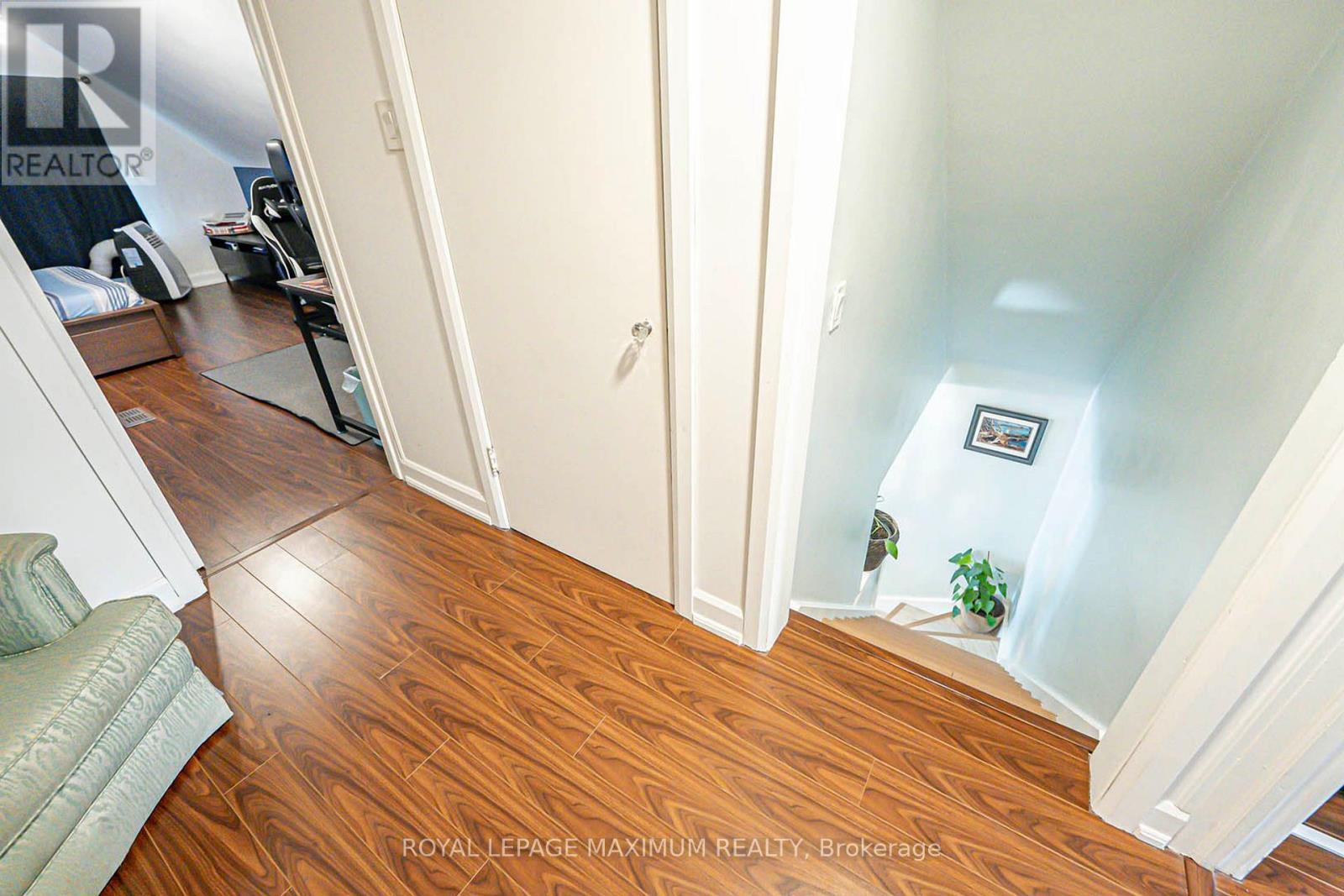 












2113 KEELE STREET

,
Toronto,




Ontario
M6M3Z3

