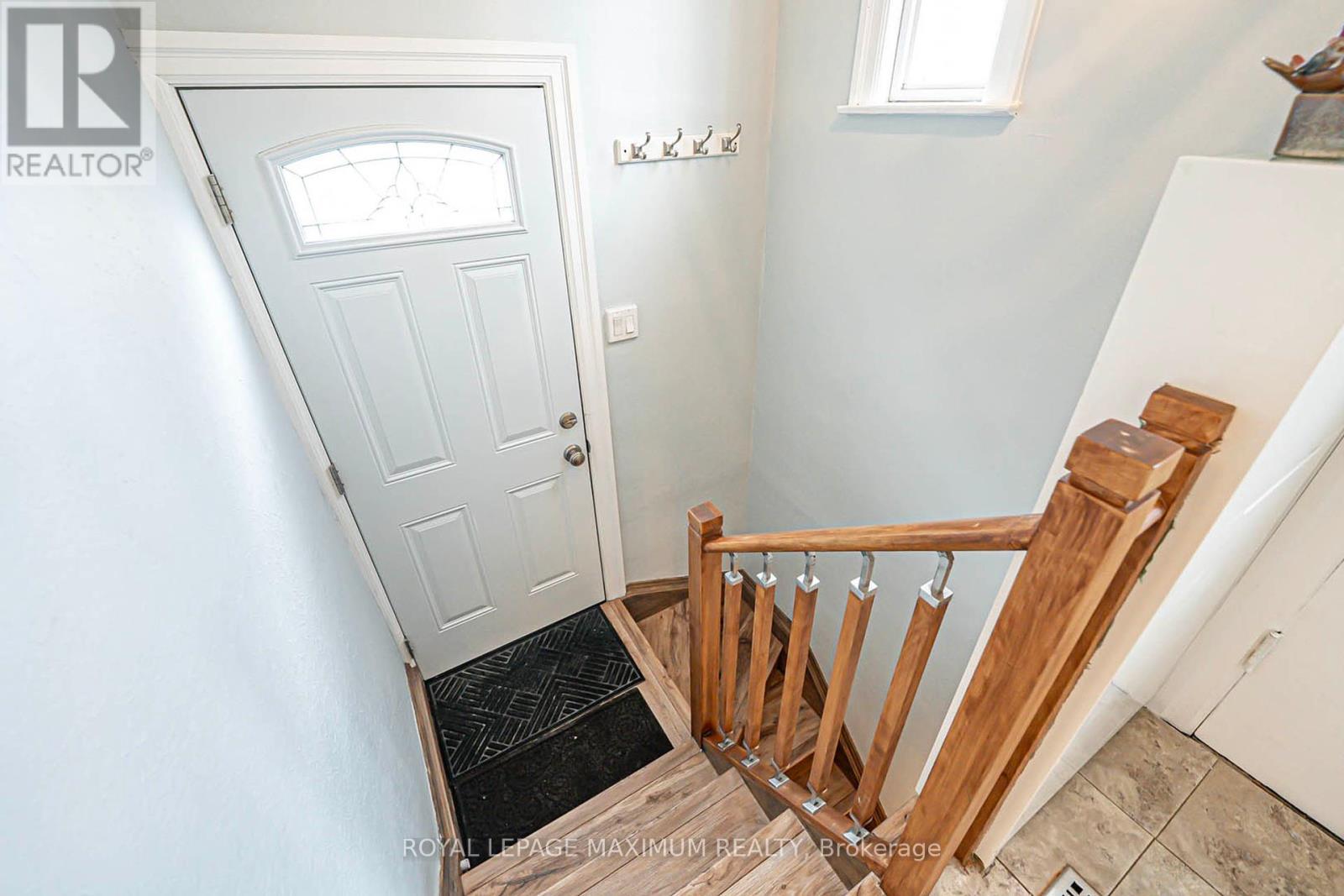 












2113 KEELE STREET

,
Toronto,




Ontario
M6M3Z3

