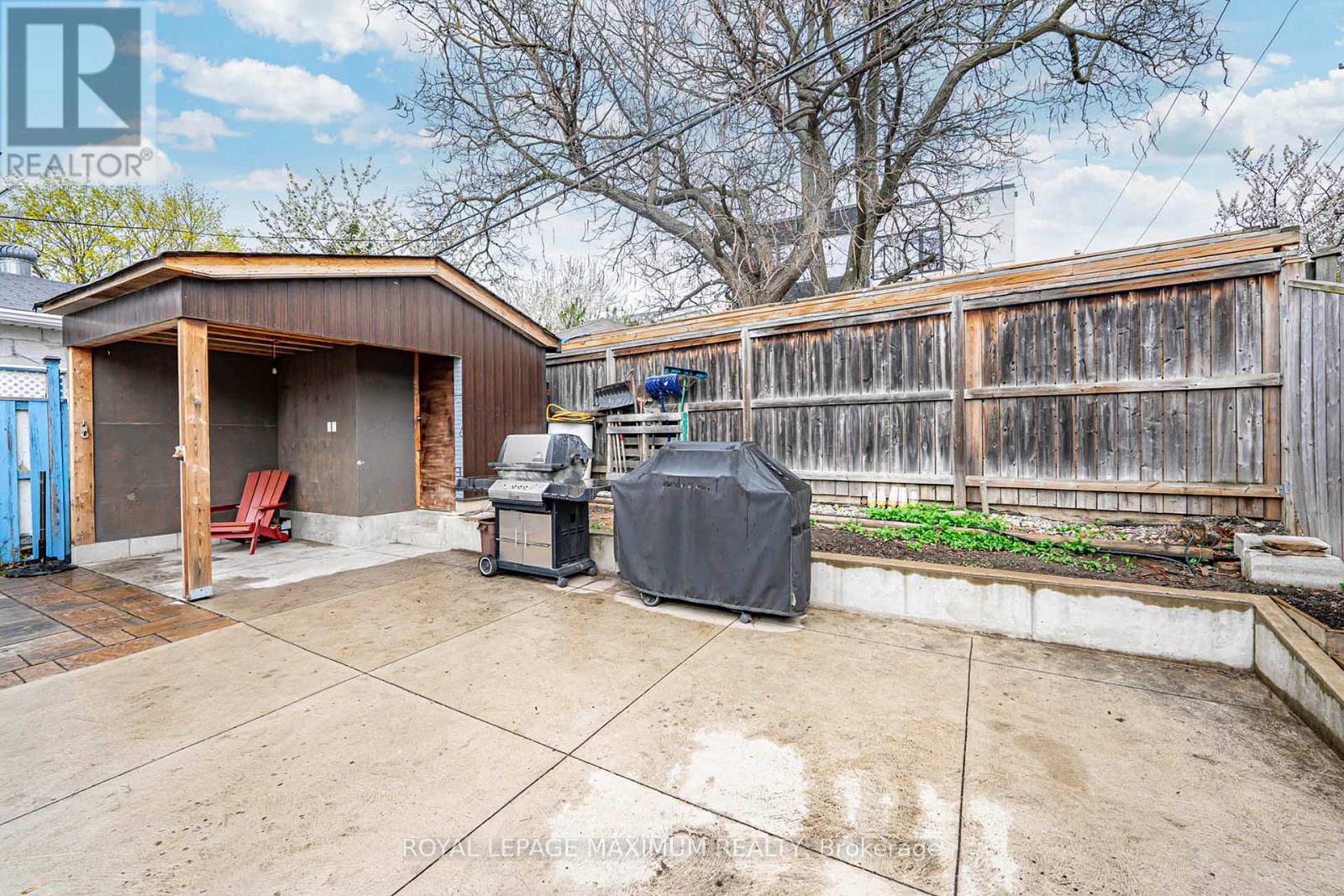 












2113 KEELE STREET

,
Toronto,




Ontario
M6M3Z3

