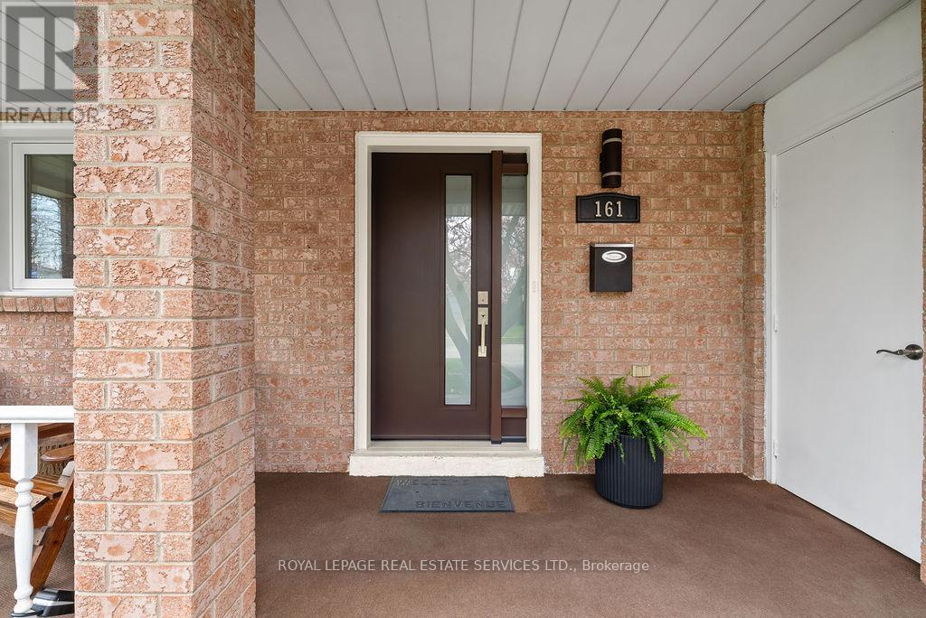 












161 RIVERVIEW STREET

,
Oakville,




Ontario
L6L5S2

