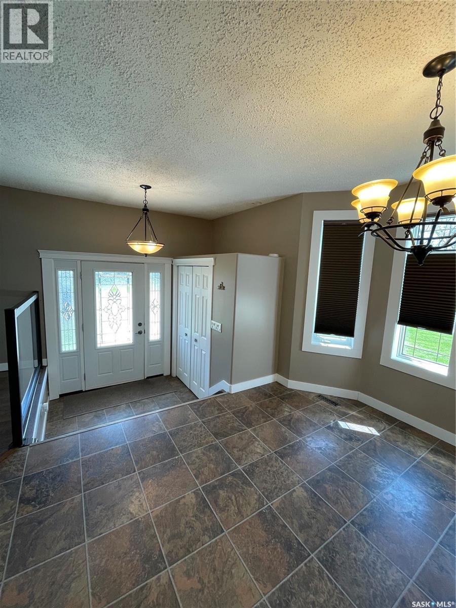 












513 Hudson STREET

,
Hudson Bay,




Saskatchewan
S0E0Y0

