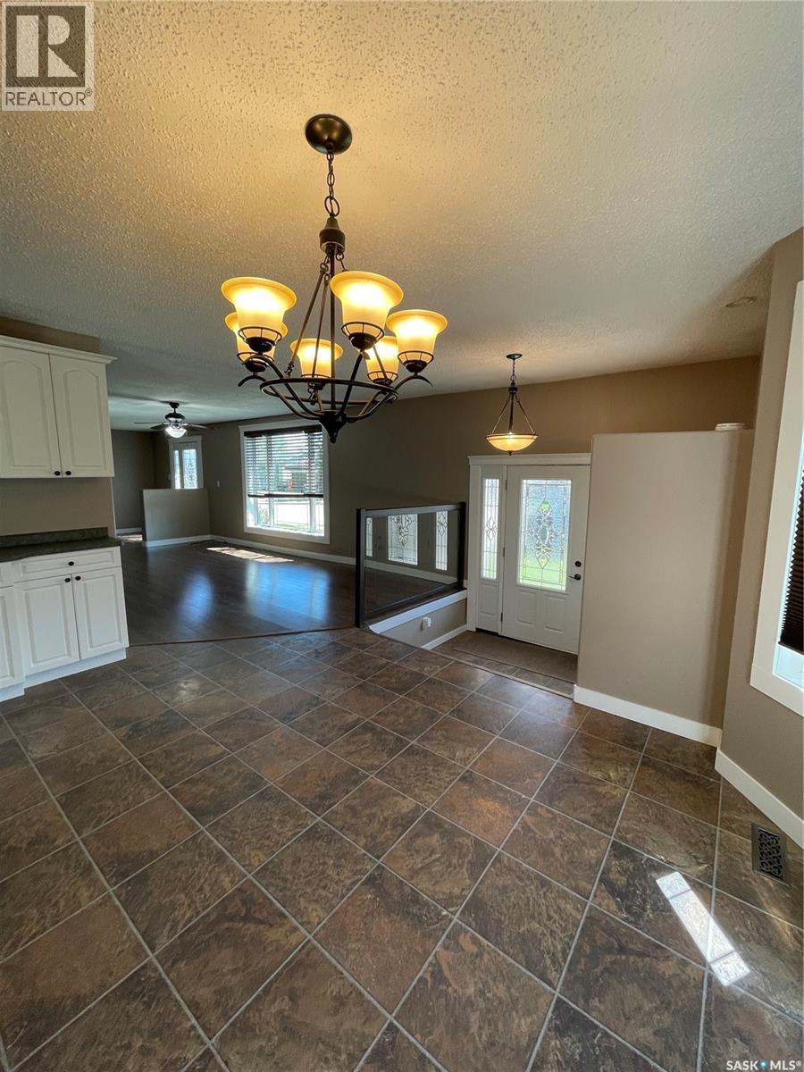 












513 Hudson STREET

,
Hudson Bay,




Saskatchewan
S0E0Y0

