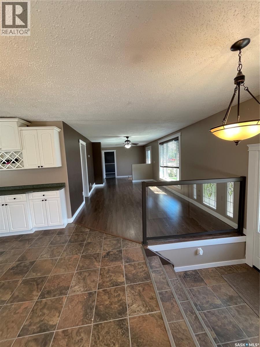 












513 Hudson STREET

,
Hudson Bay,




Saskatchewan
S0E0Y0

