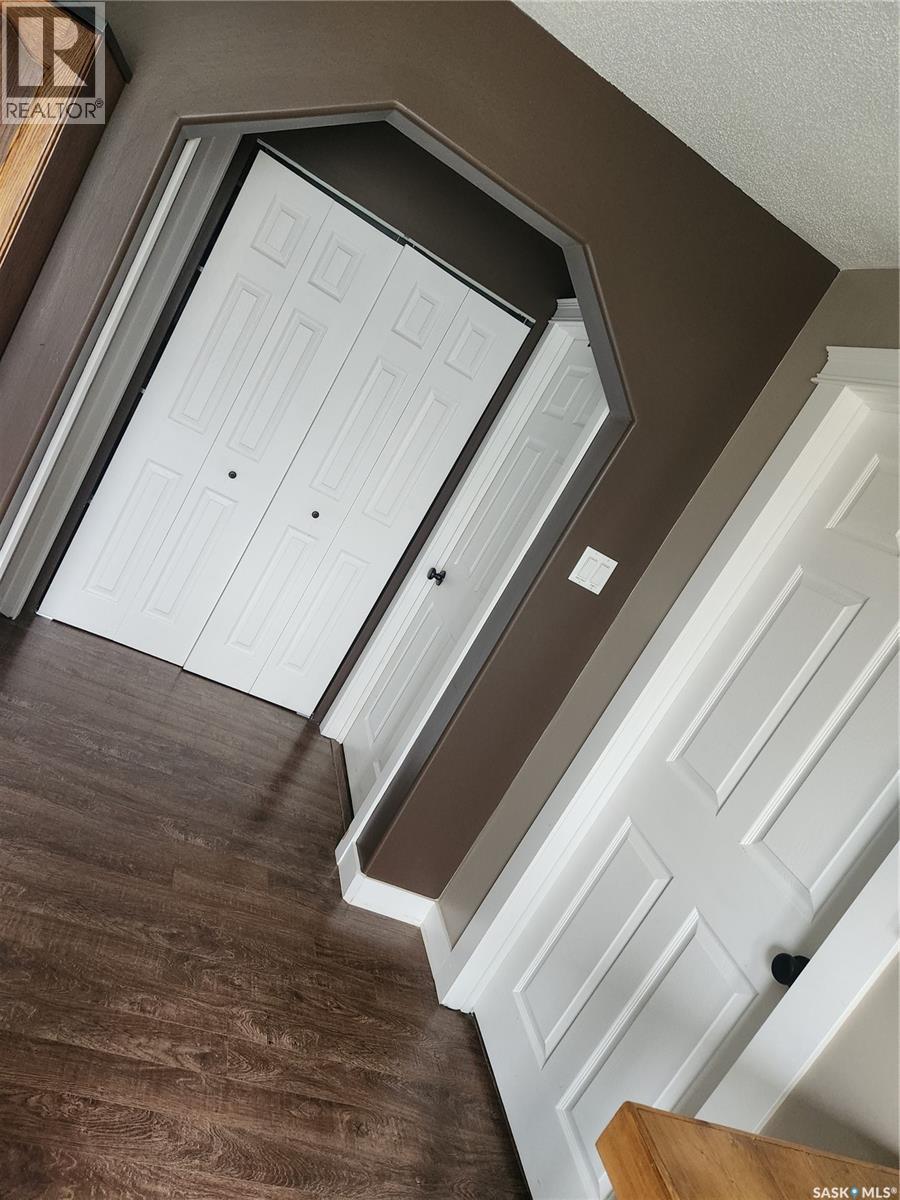 












513 Hudson STREET

,
Hudson Bay,




Saskatchewan
S0E0Y0

