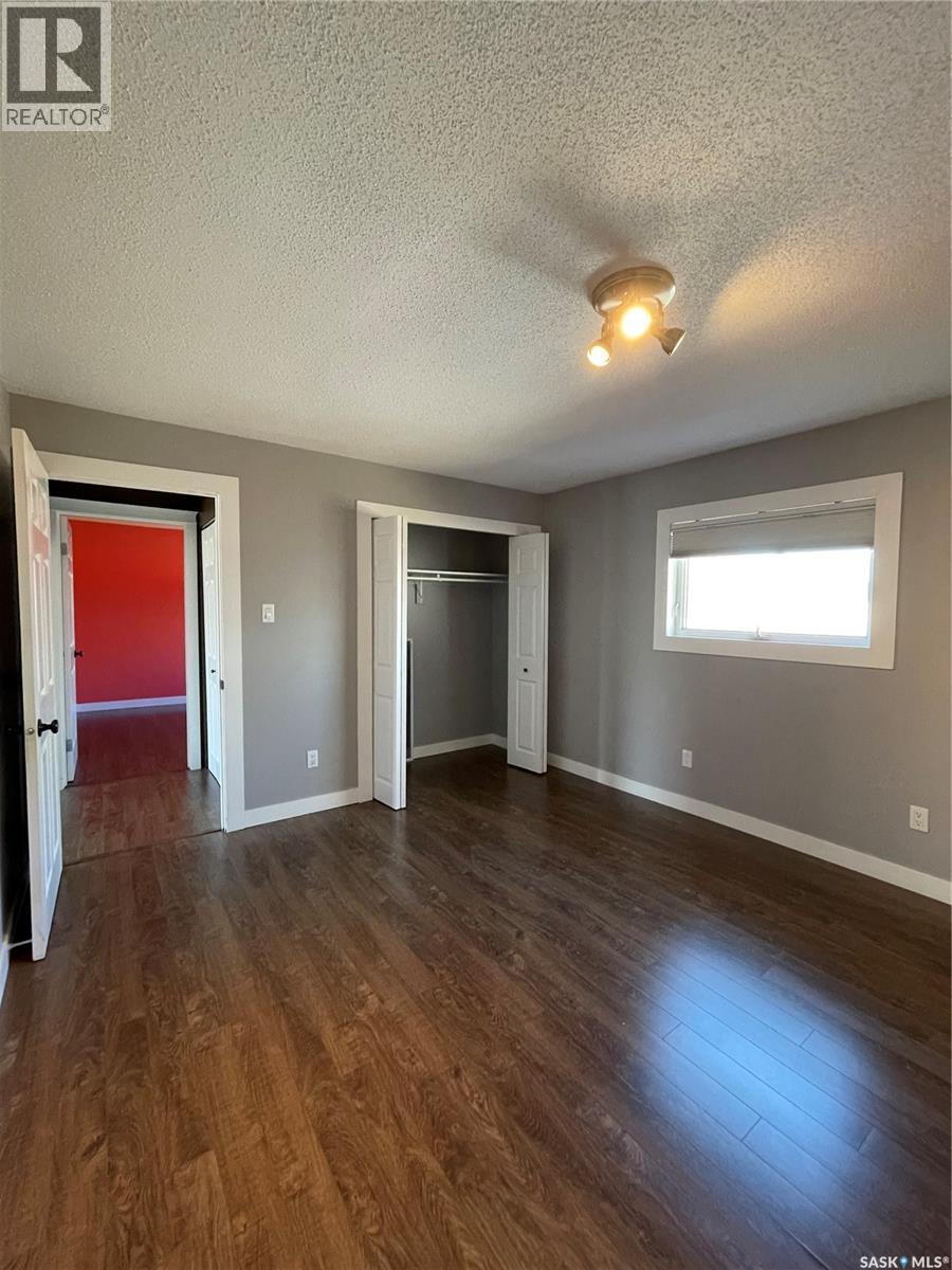 












513 Hudson STREET

,
Hudson Bay,




Saskatchewan
S0E0Y0

