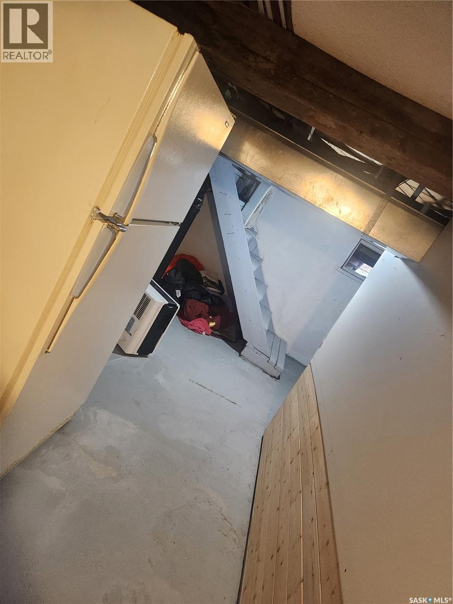 












513 Hudson STREET

,
Hudson Bay,




Saskatchewan
S0E0Y0

