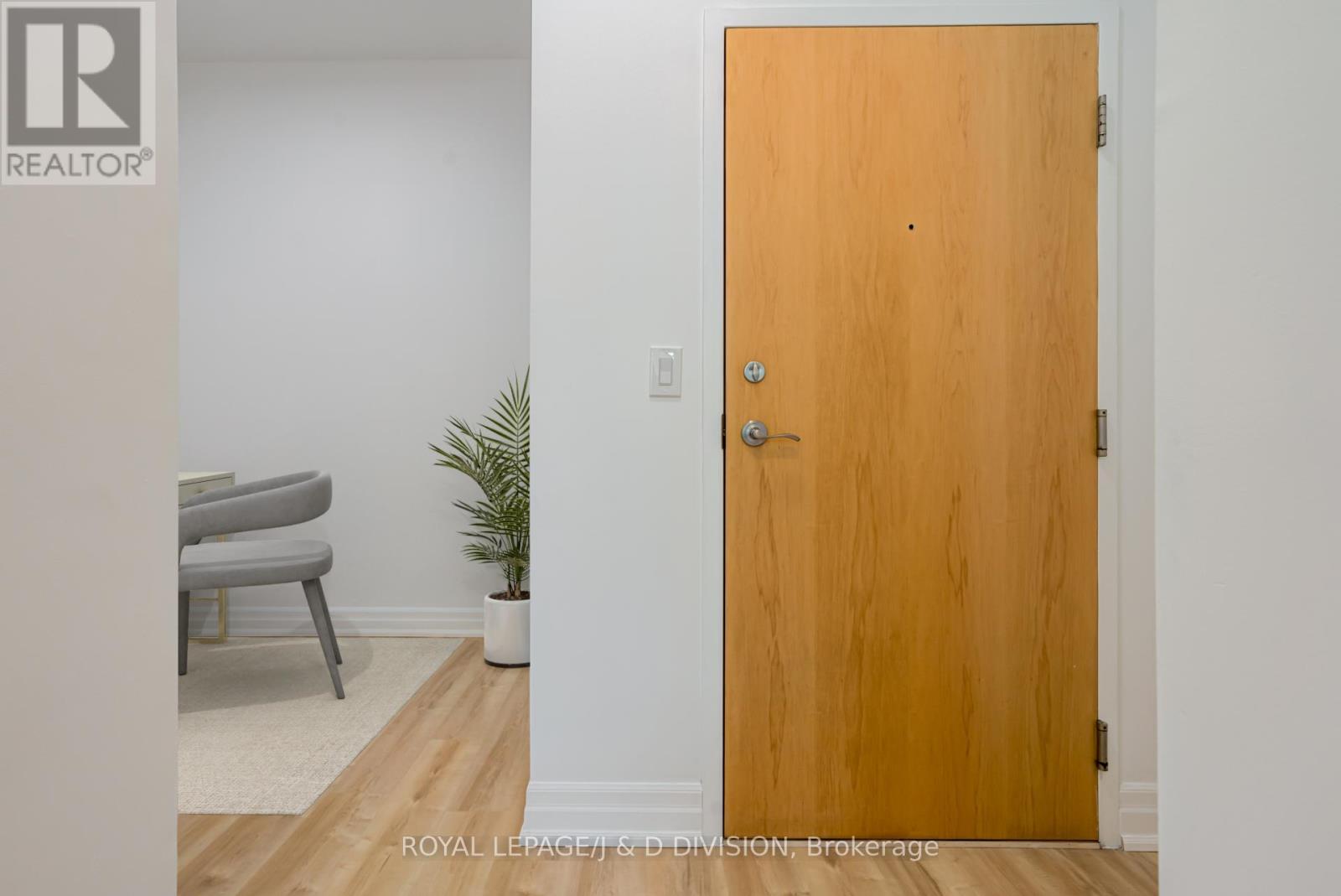 












PH108 - 8 SCOLLARD STREET

,
Toronto,




Ontario
M5R1M2

