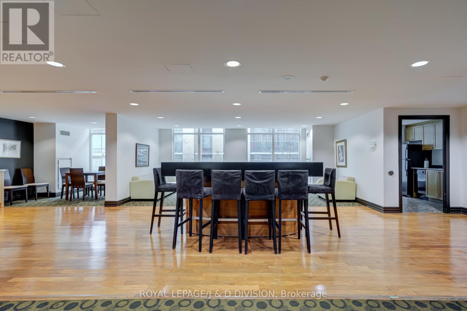 












PH108 - 8 SCOLLARD STREET

,
Toronto,




Ontario
M5R1M2

