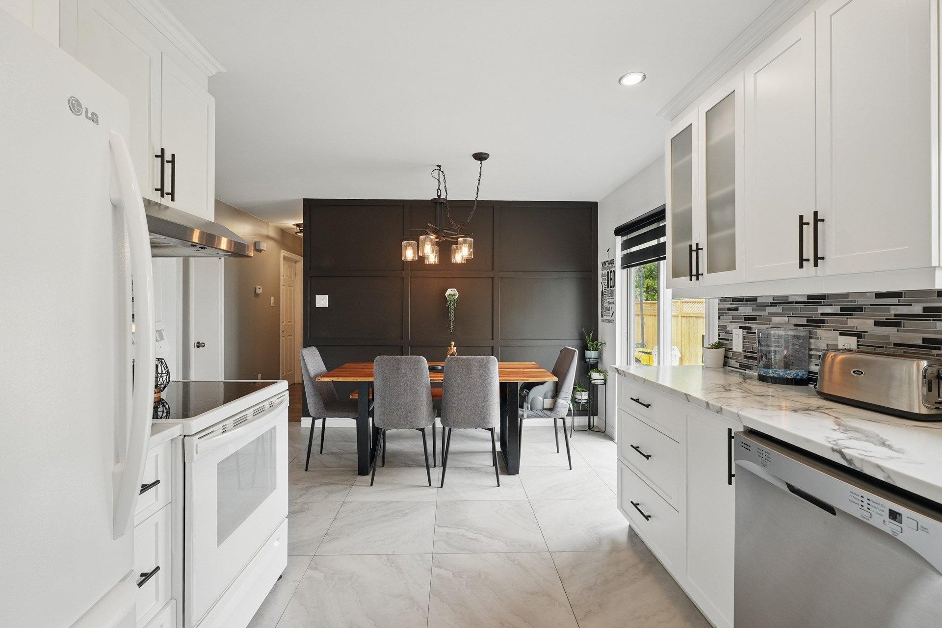 









23


Rue Hébert

,
Gatineau (Gatineau),




QC
J8P6B6

