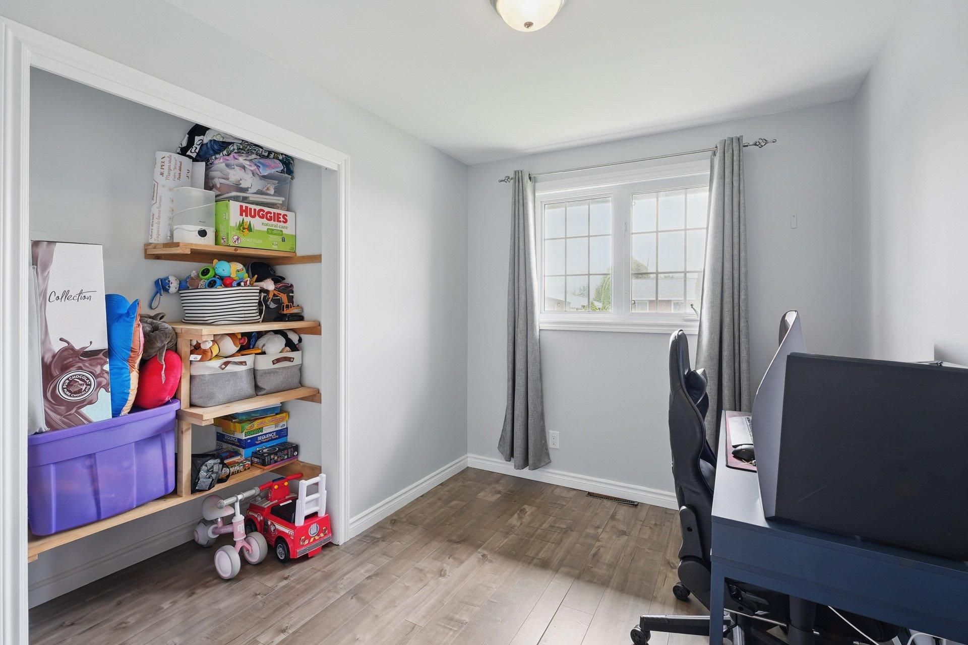 









23


Rue Hébert

,
Gatineau (Gatineau),




QC
J8P6B6

