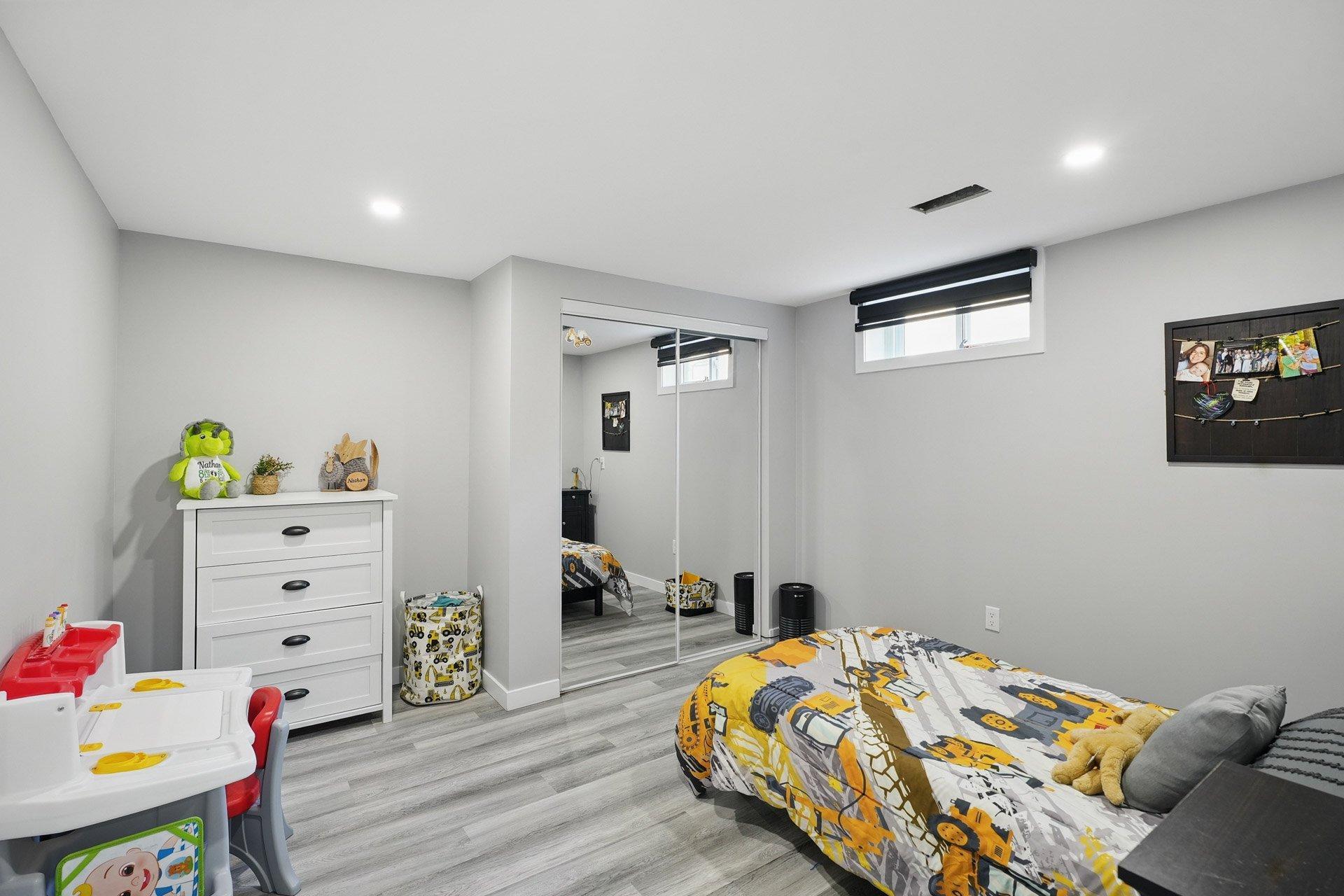 









23


Rue Hébert

,
Gatineau (Gatineau),




QC
J8P6B6

