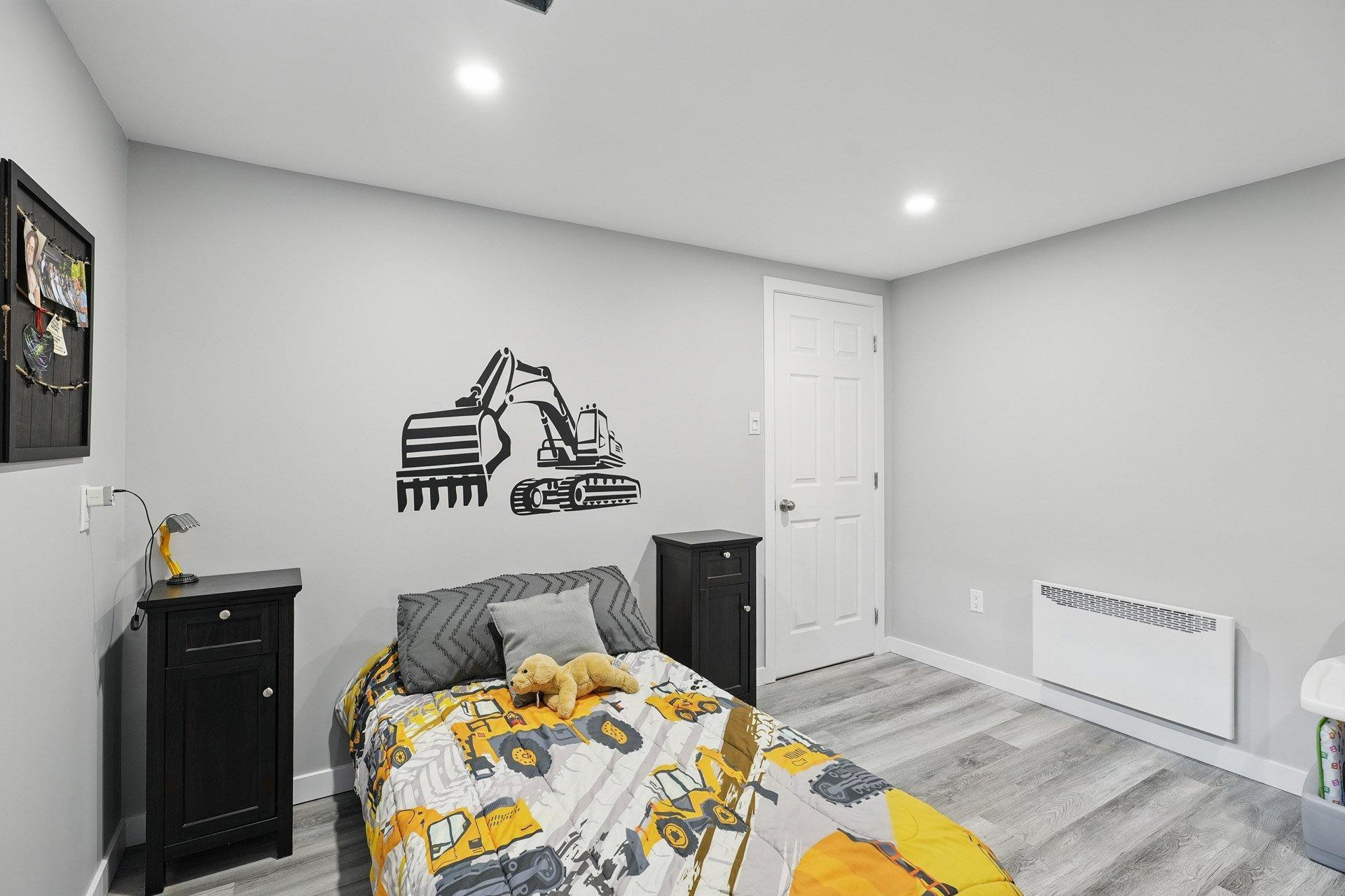 









23


Rue Hébert

,
Gatineau (Gatineau),




QC
J8P6B6

