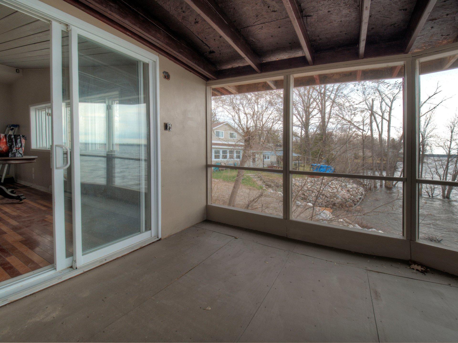 









105

 - 109


Av. des Tourterelles

,
Pontiac,




QC
J0X2G0

