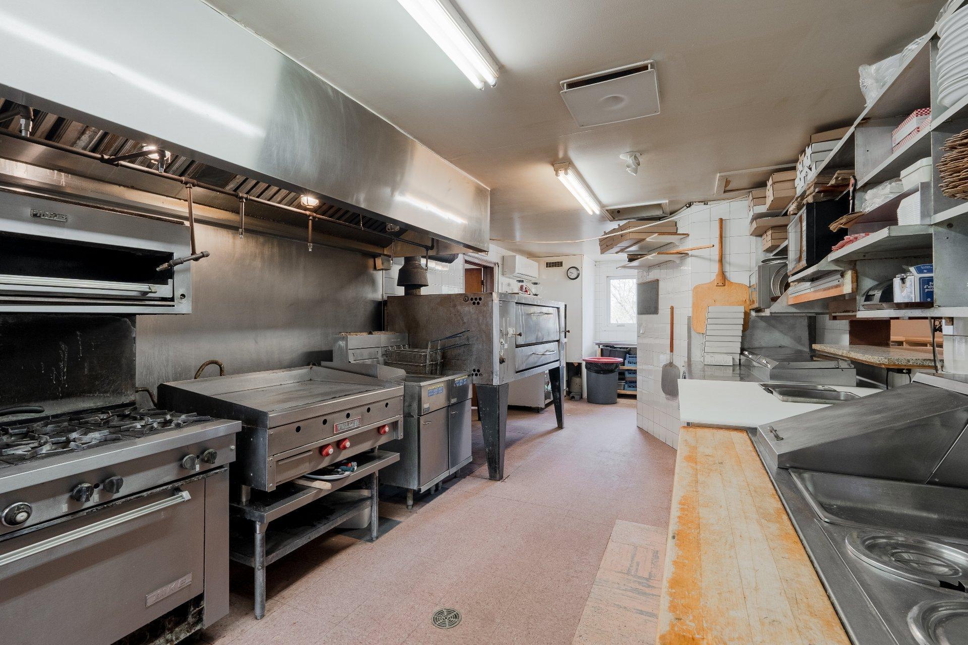 









6645


Route Louis-S.-St-Laurent

,
Compton,




QC
J0B1L0


