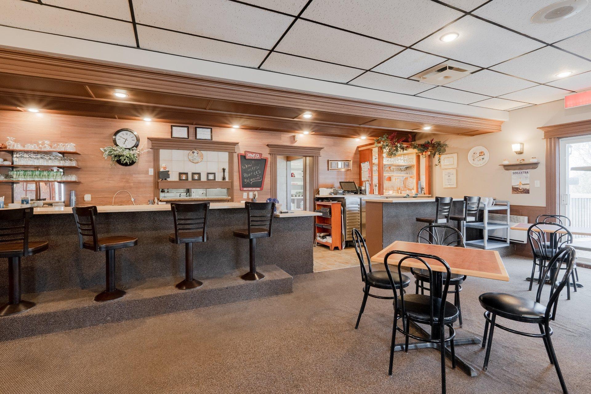 









6645


Route Louis-S.-St-Laurent

,
Compton,




QC
J0B1L0

