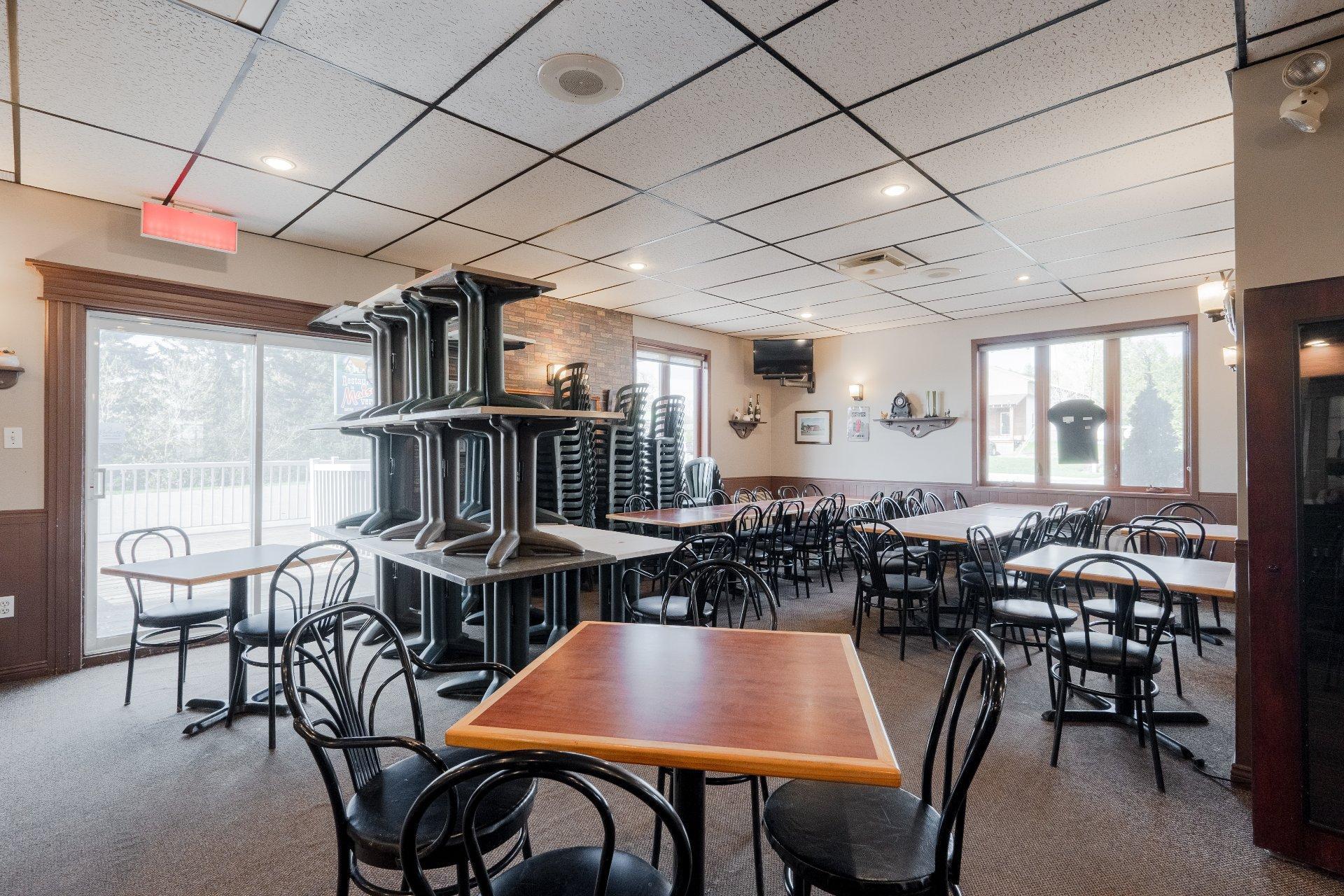 









6645


Route Louis-S.-St-Laurent

,
Compton,




QC
J0B1L0

