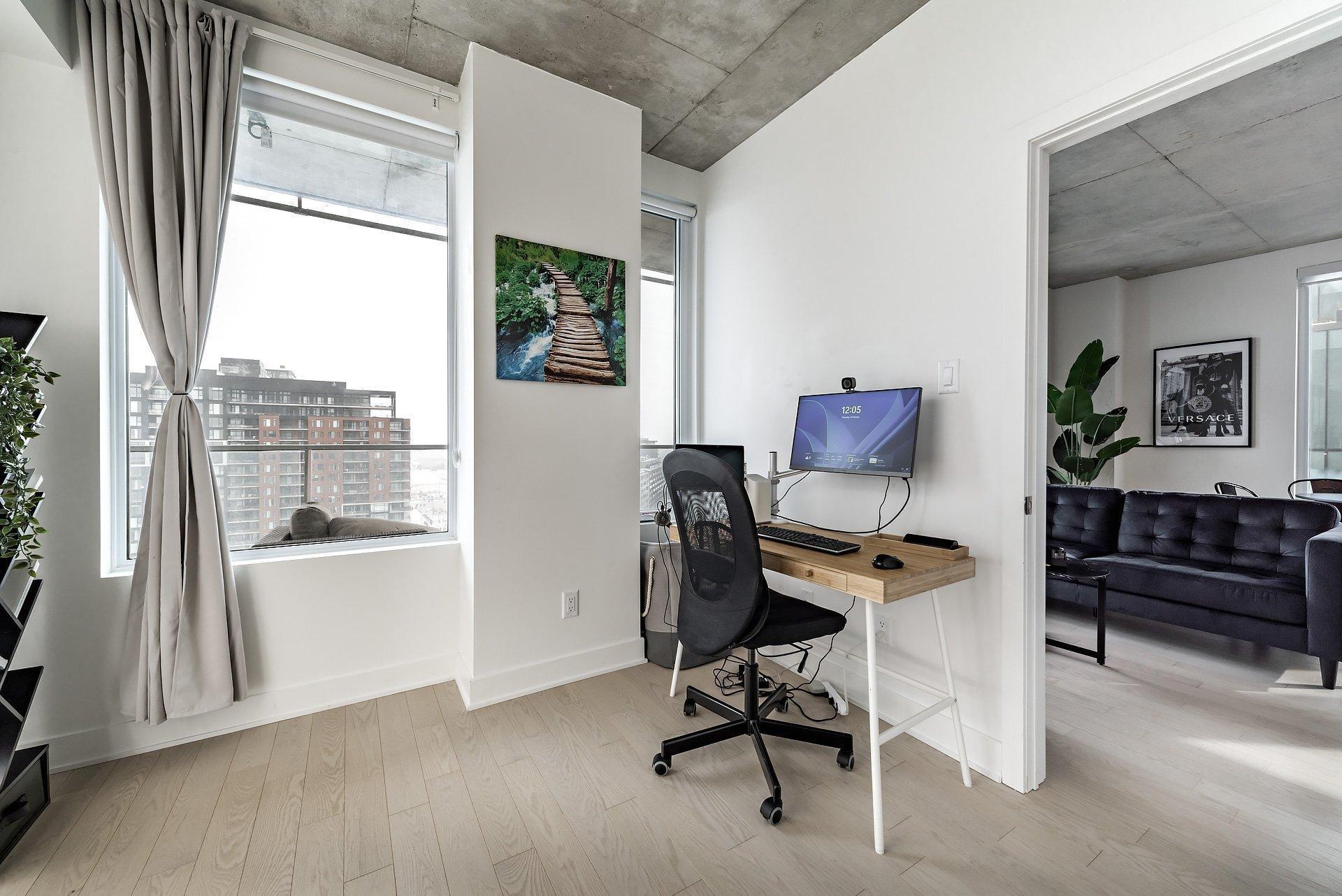 









60


Rue de l'Éclipse

, 1422,
Brossard,




QC
J4Z0T8

