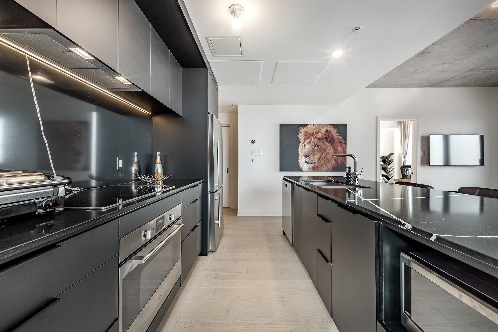 









60


Rue de l'Éclipse

, 1422,
Brossard,




QC
J4Z0T8

