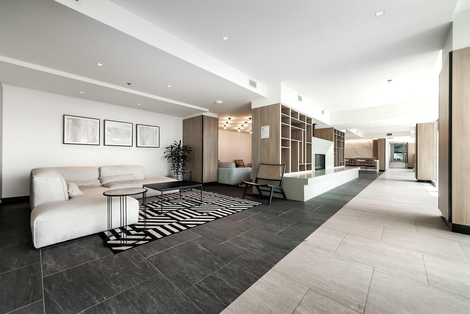 









60


Rue de l'Éclipse

, 1422,
Brossard,




QC
J4Z0T8

